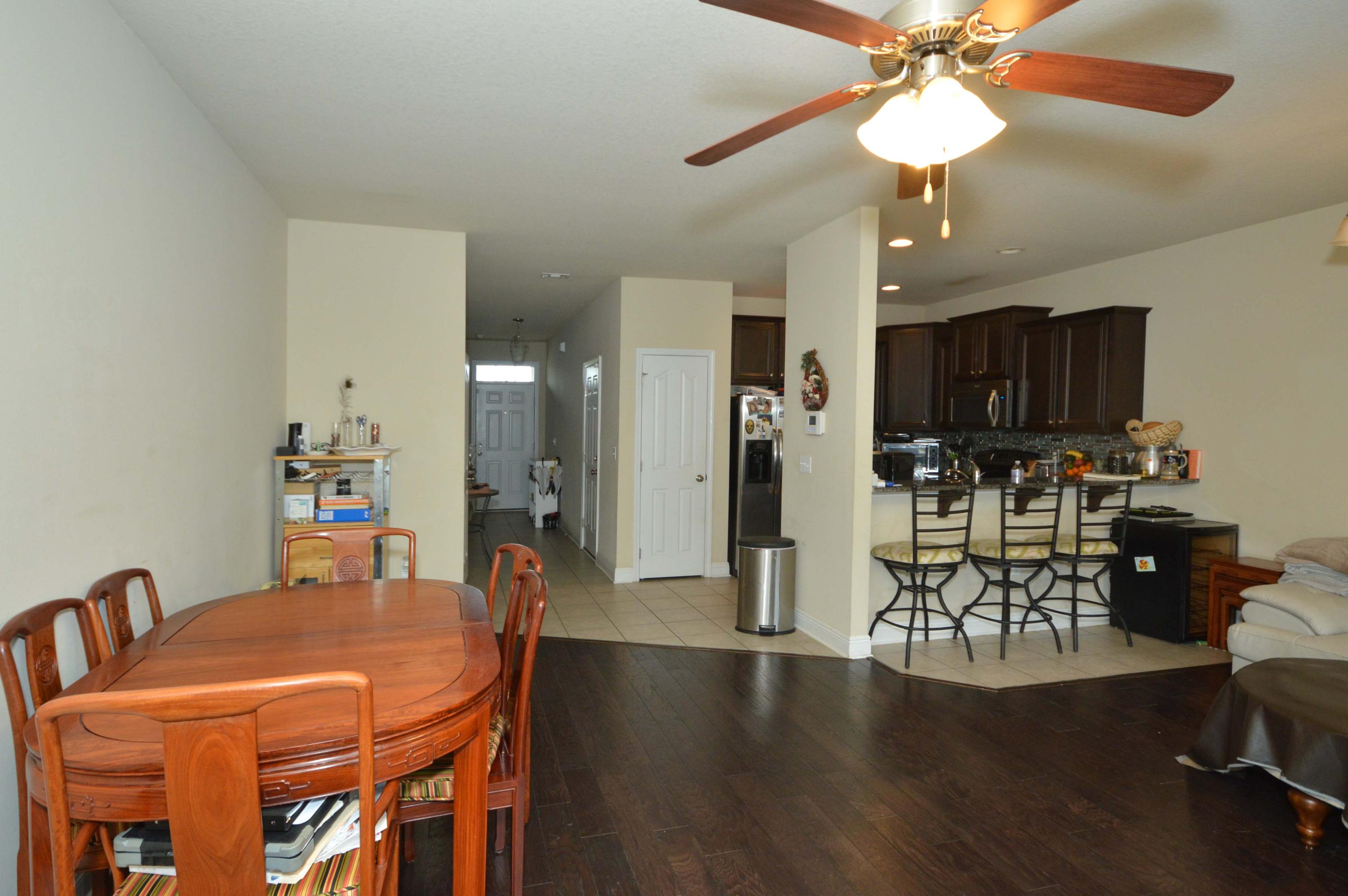 RESERVE POINTE - Residential