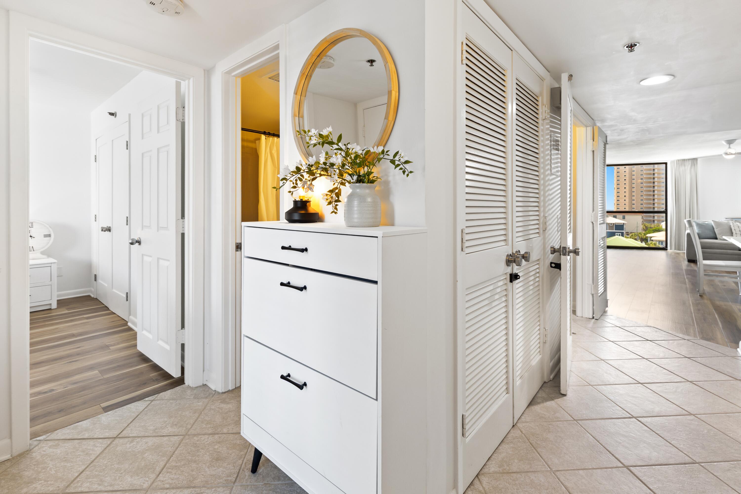 MAINSAIL CONDO PH 4 - Residential