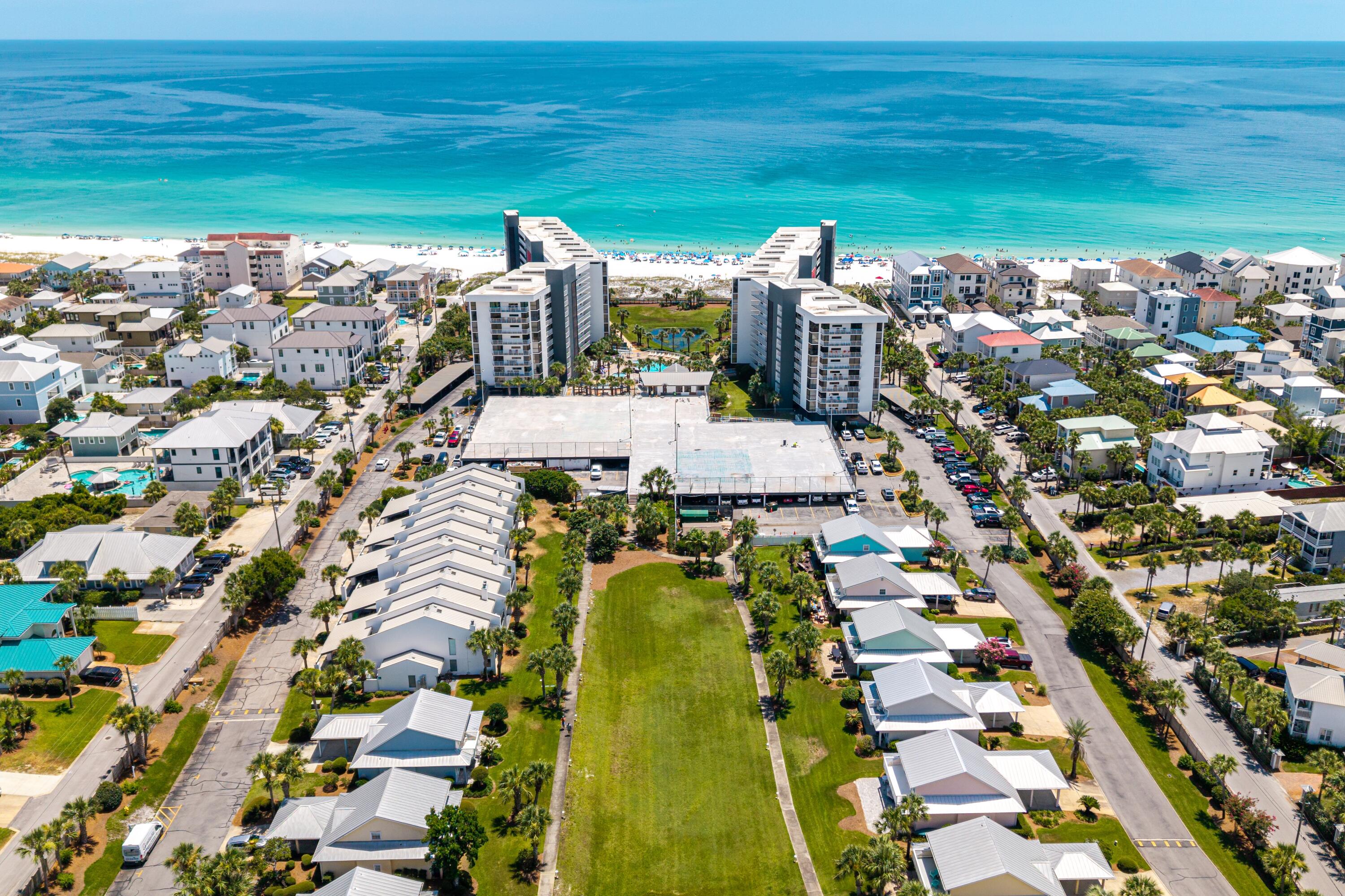 MAINSAIL CONDO PH 4 - Residential