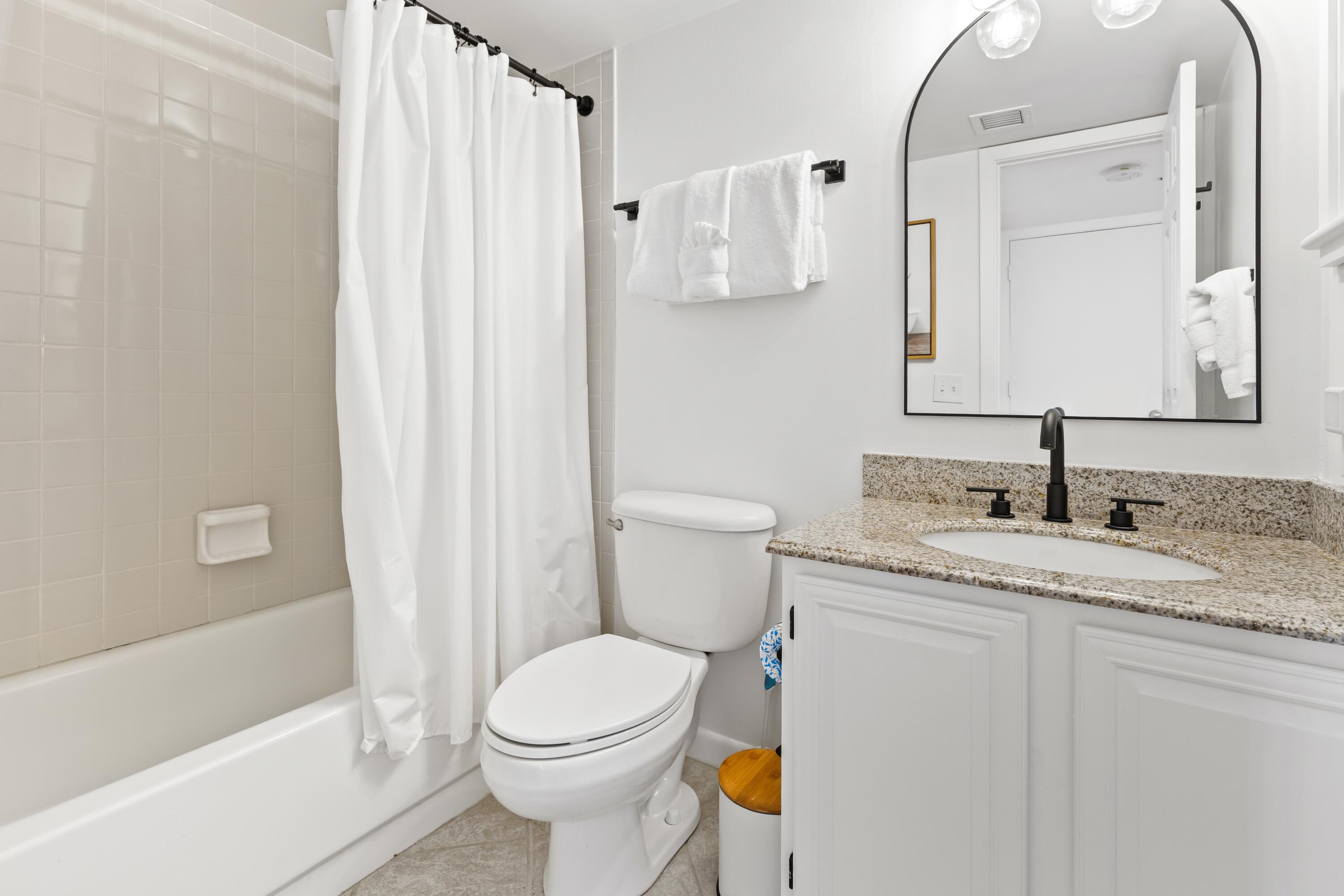 MAINSAIL CONDO PH 4 - Residential