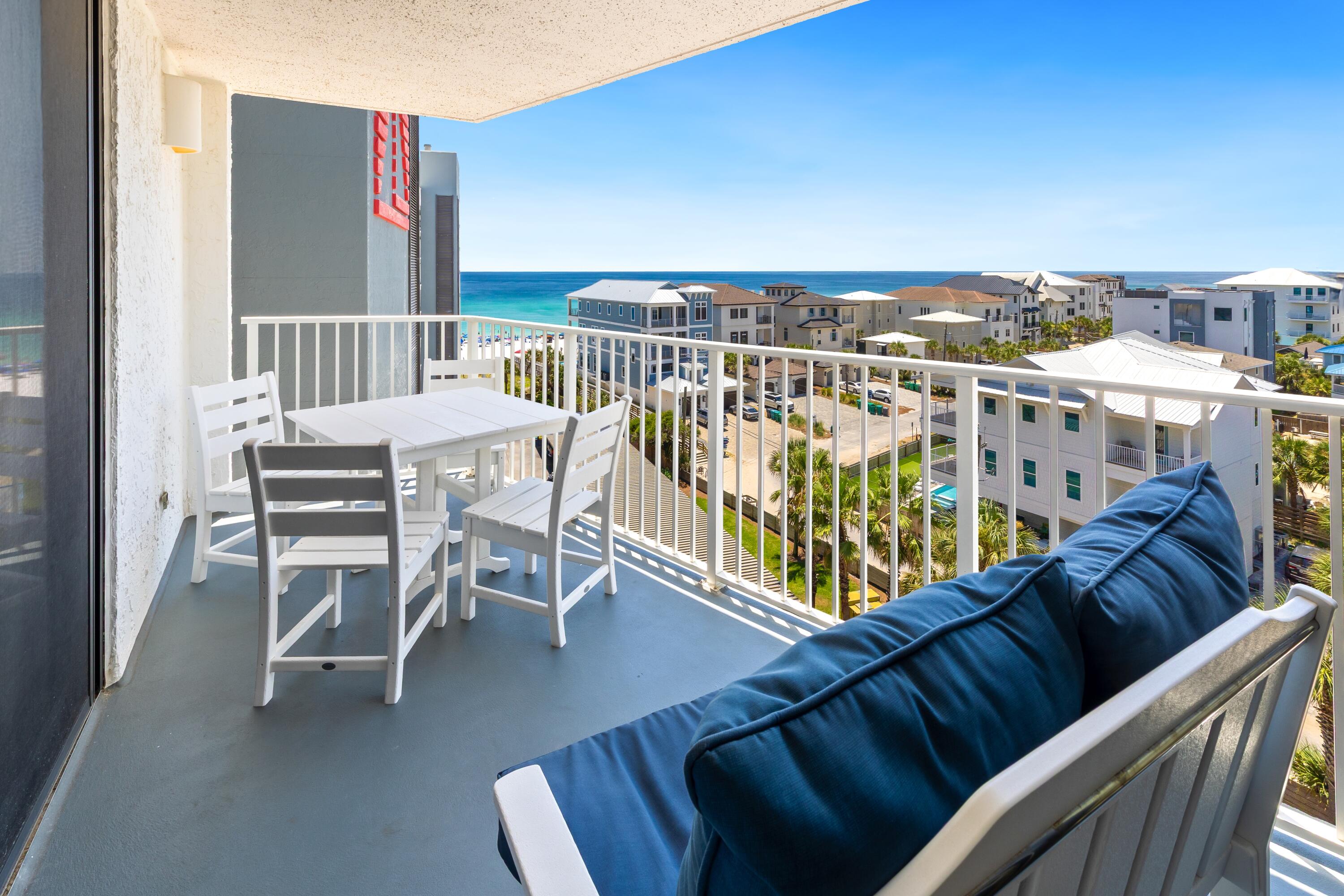 MAINSAIL CONDO PH 4 - Residential