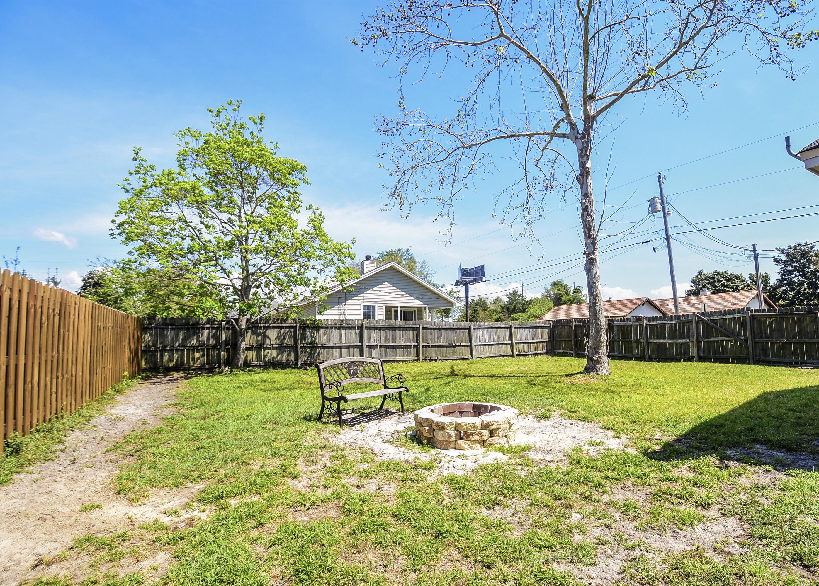 Wind Trace Road South - Residential
