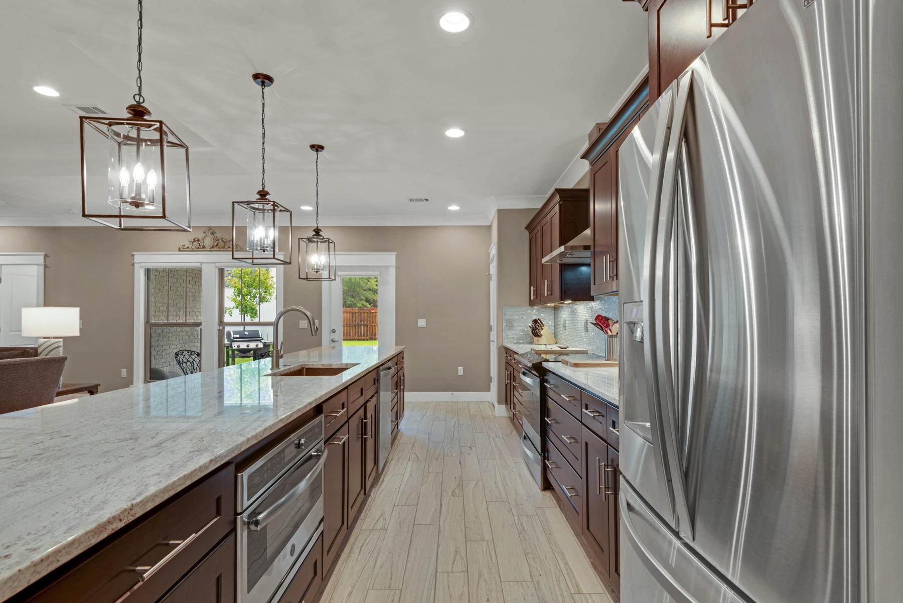 BAYOU POQUITO - Residential