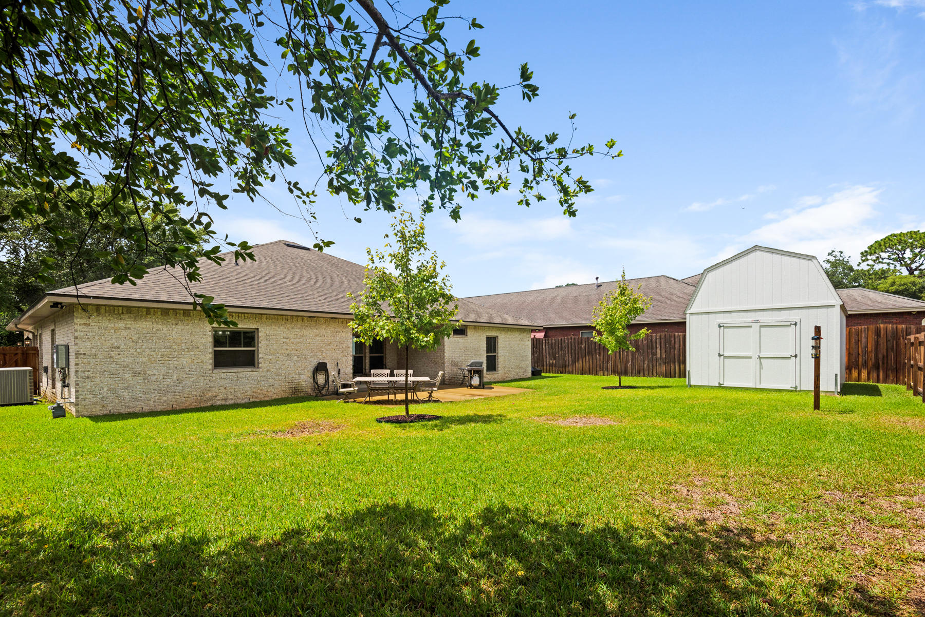 BAYOU POQUITO - Residential