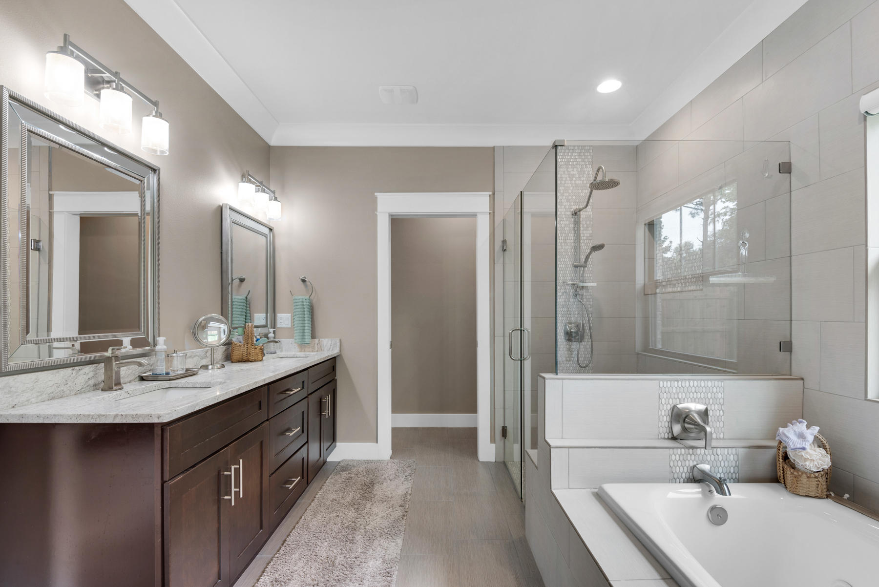 BAYOU POQUITO - Residential