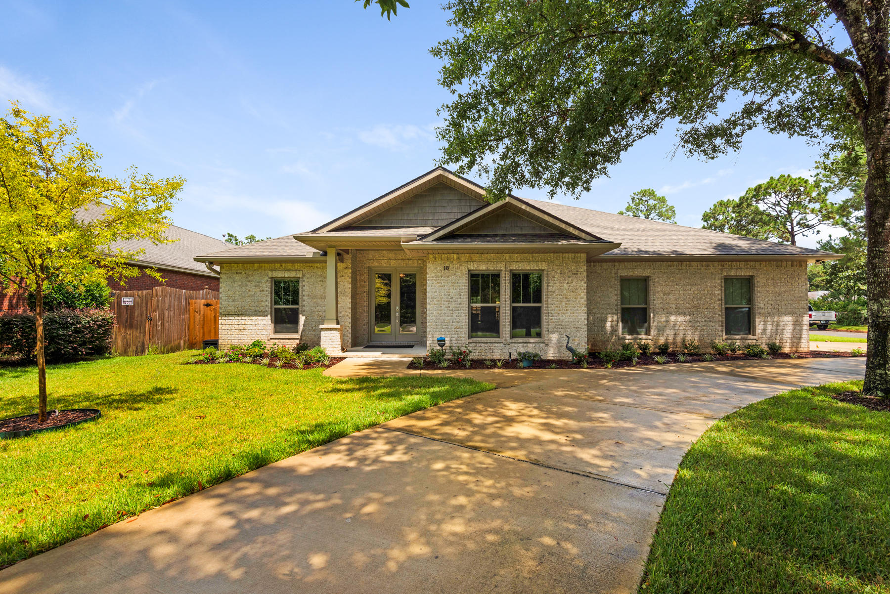 BAYOU POQUITO - Residential