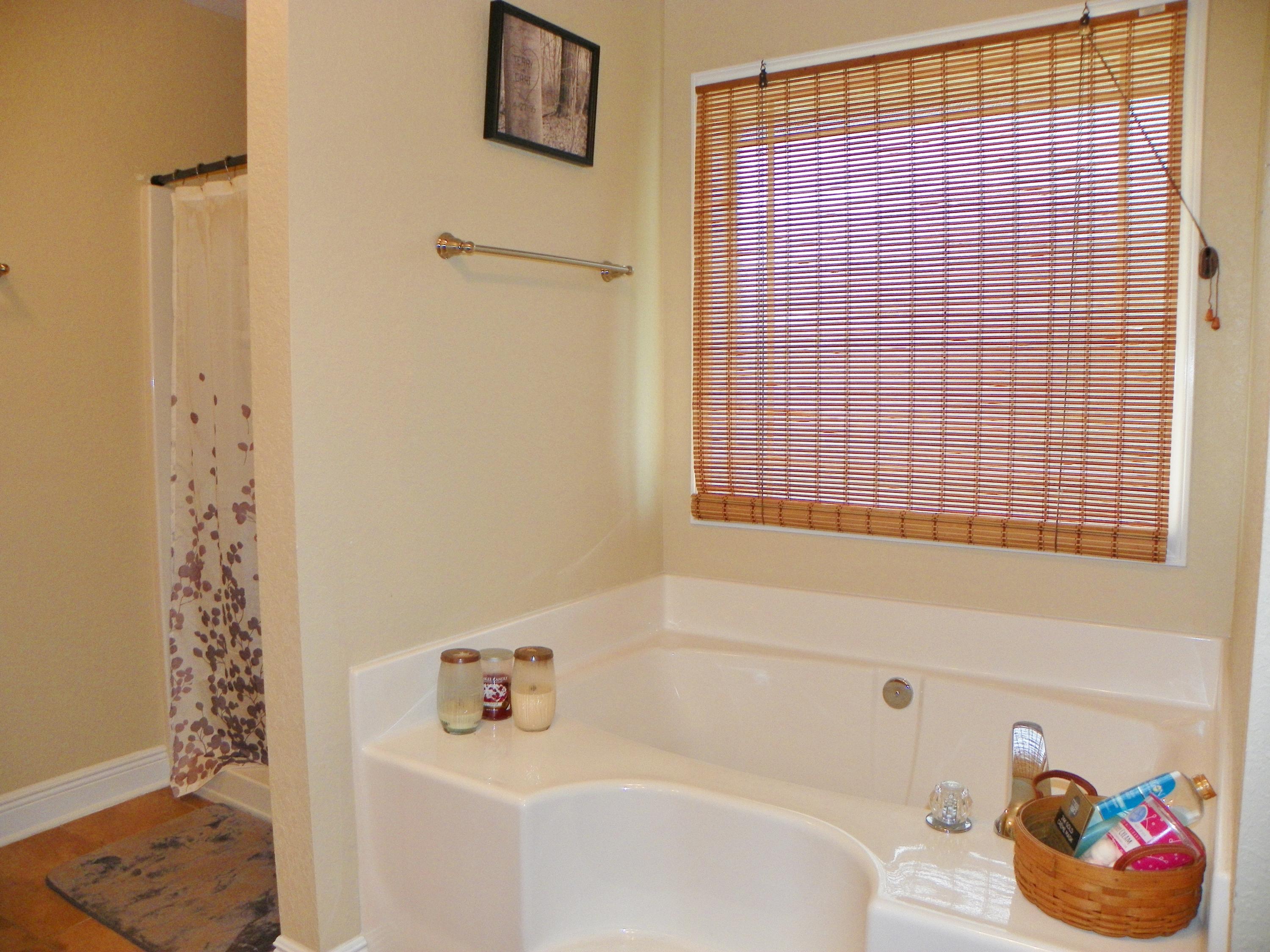 FOX VALLEY - Residential