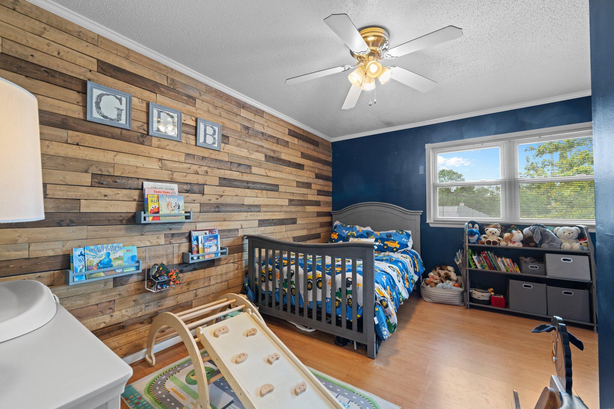 LAKE LORRAINE ESTATES 1 - Residential
