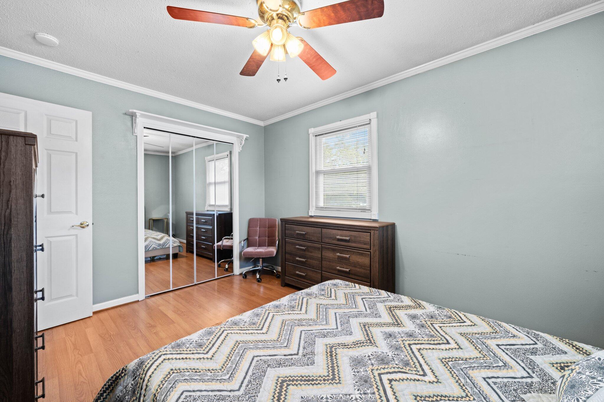 LAKE LORRAINE ESTATES 1 - Residential