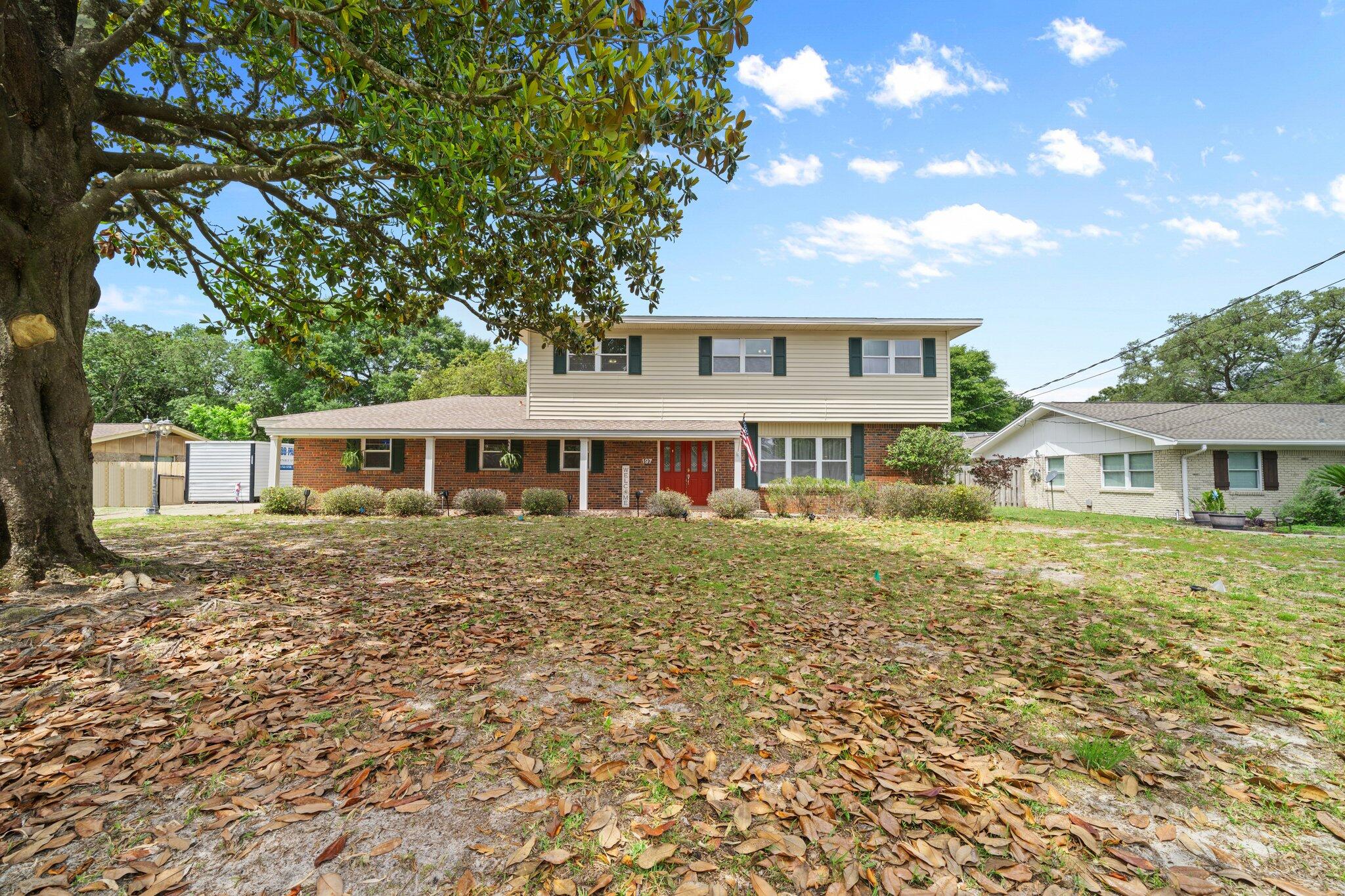 LAKE LORRAINE ESTATES 1 - Residential