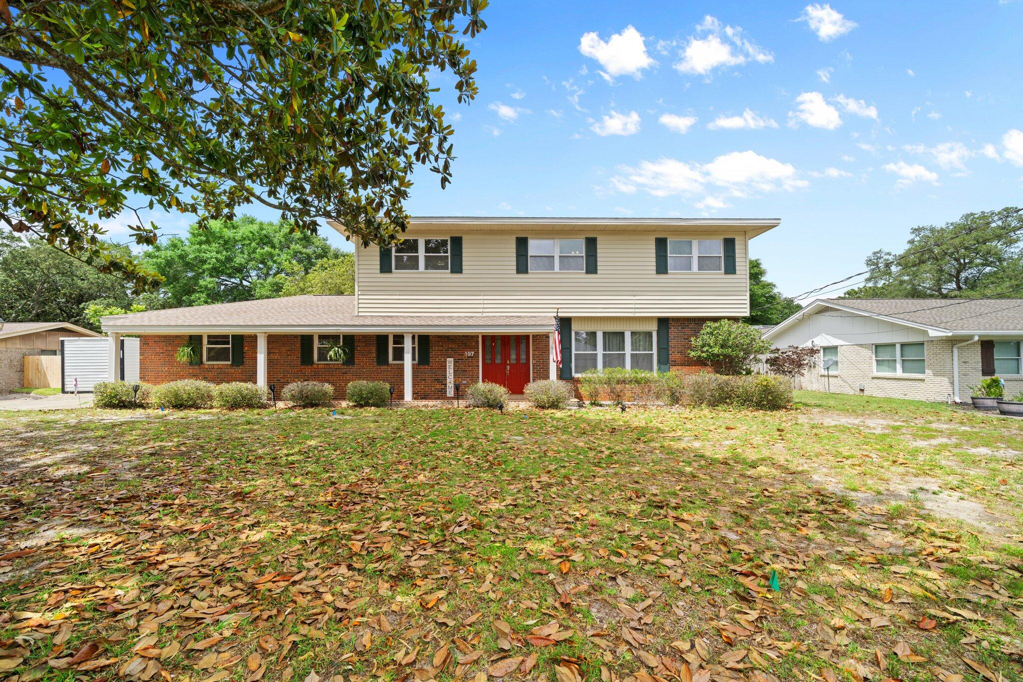 LAKE LORRAINE ESTATES 1 - Residential