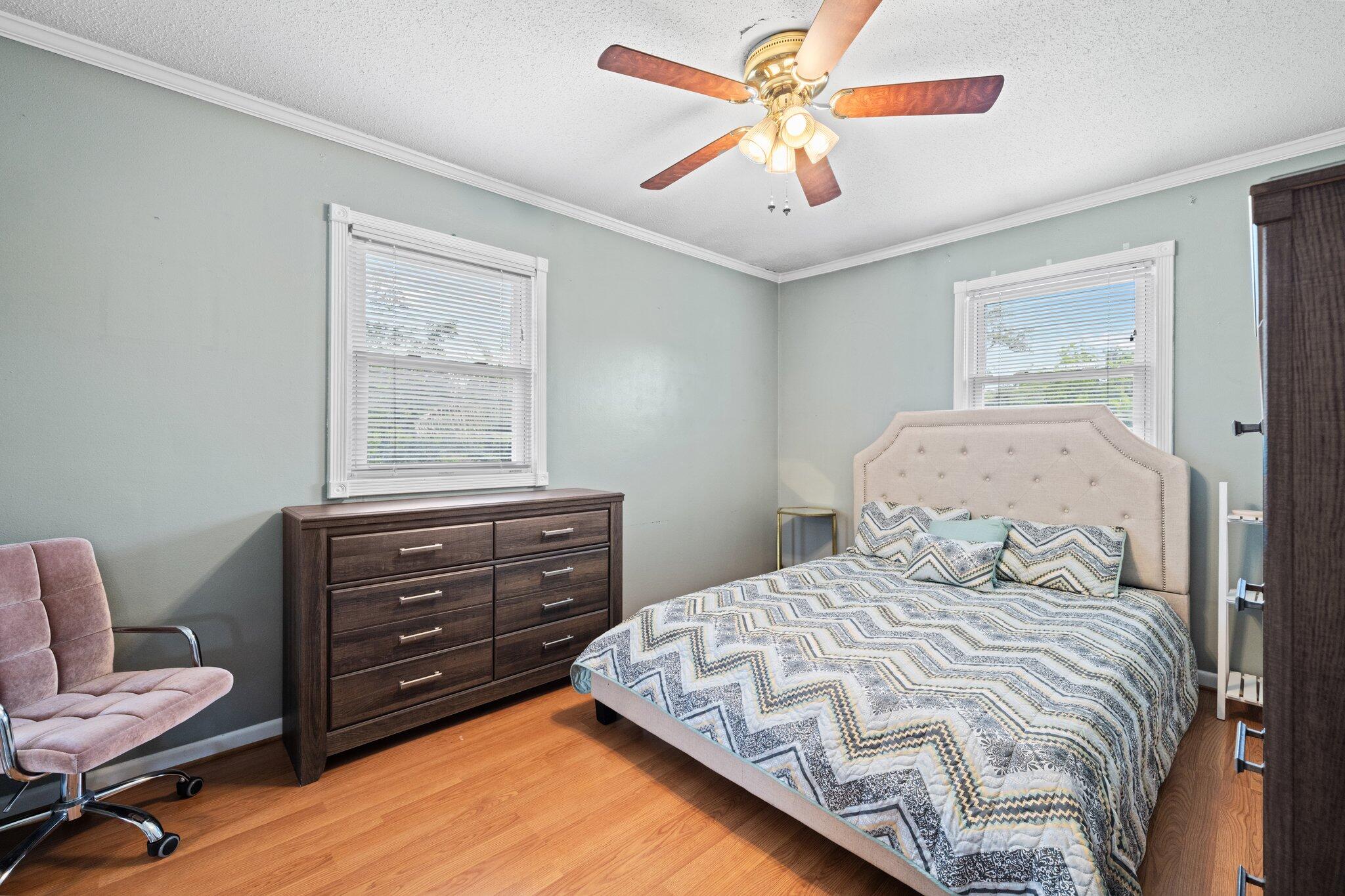 LAKE LORRAINE ESTATES 1 - Residential