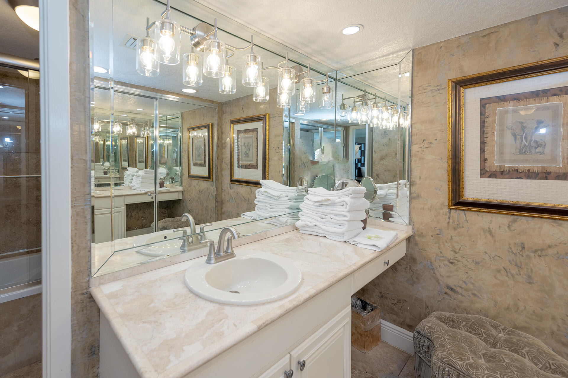 MAINSAIL CONDO PH 5 - Residential