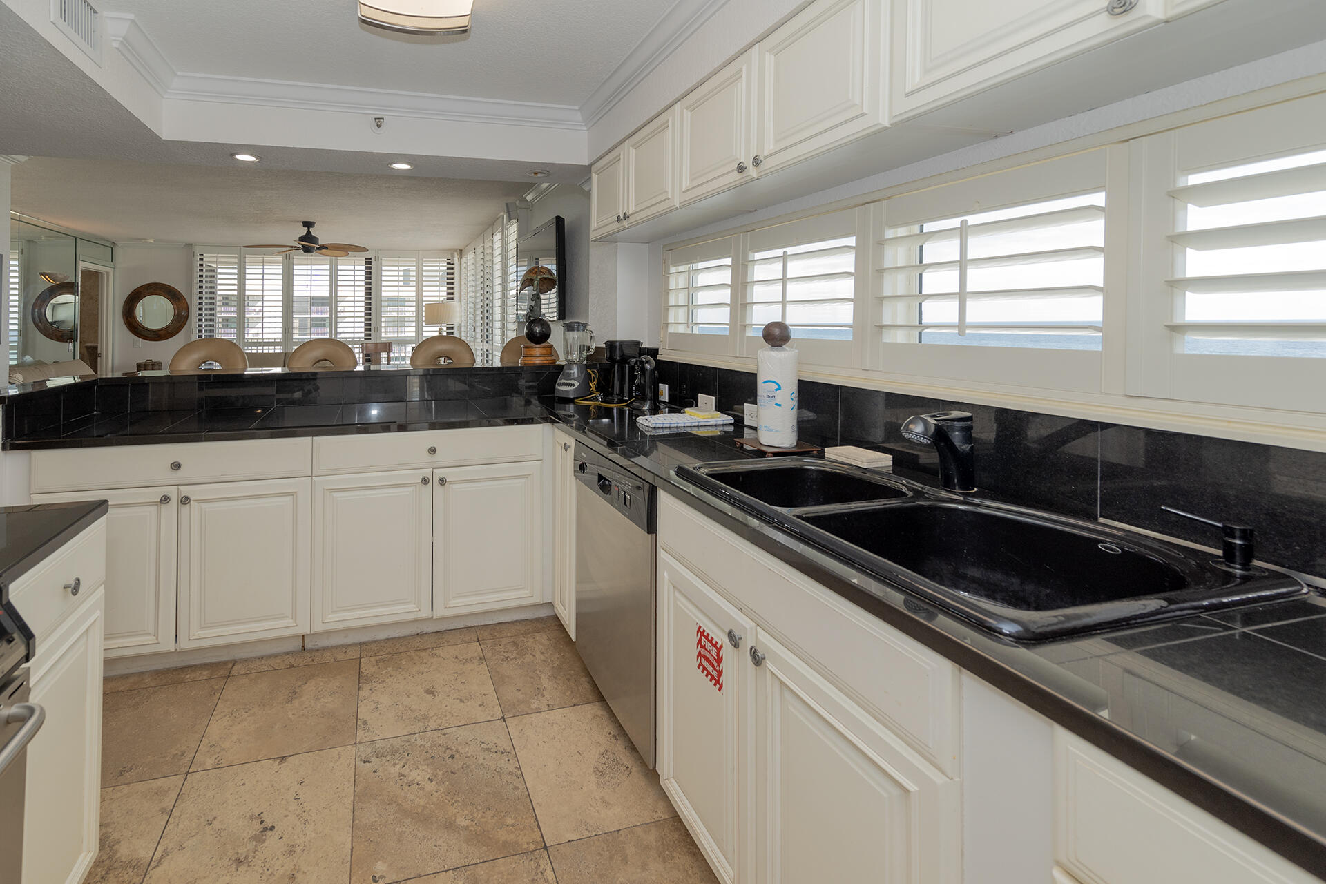 MAINSAIL CONDO PH 5 - Residential