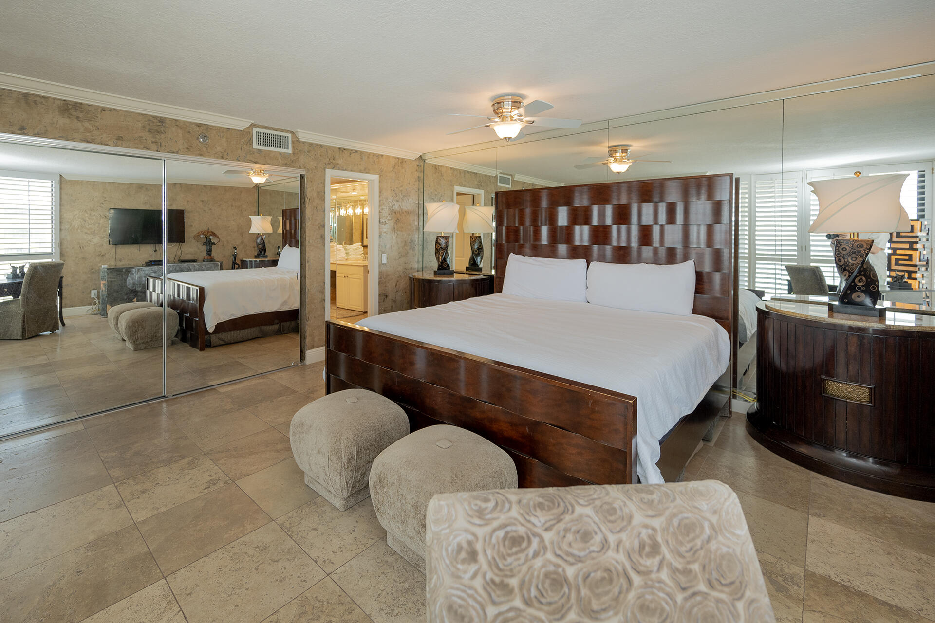 MAINSAIL CONDO PH 5 - Residential