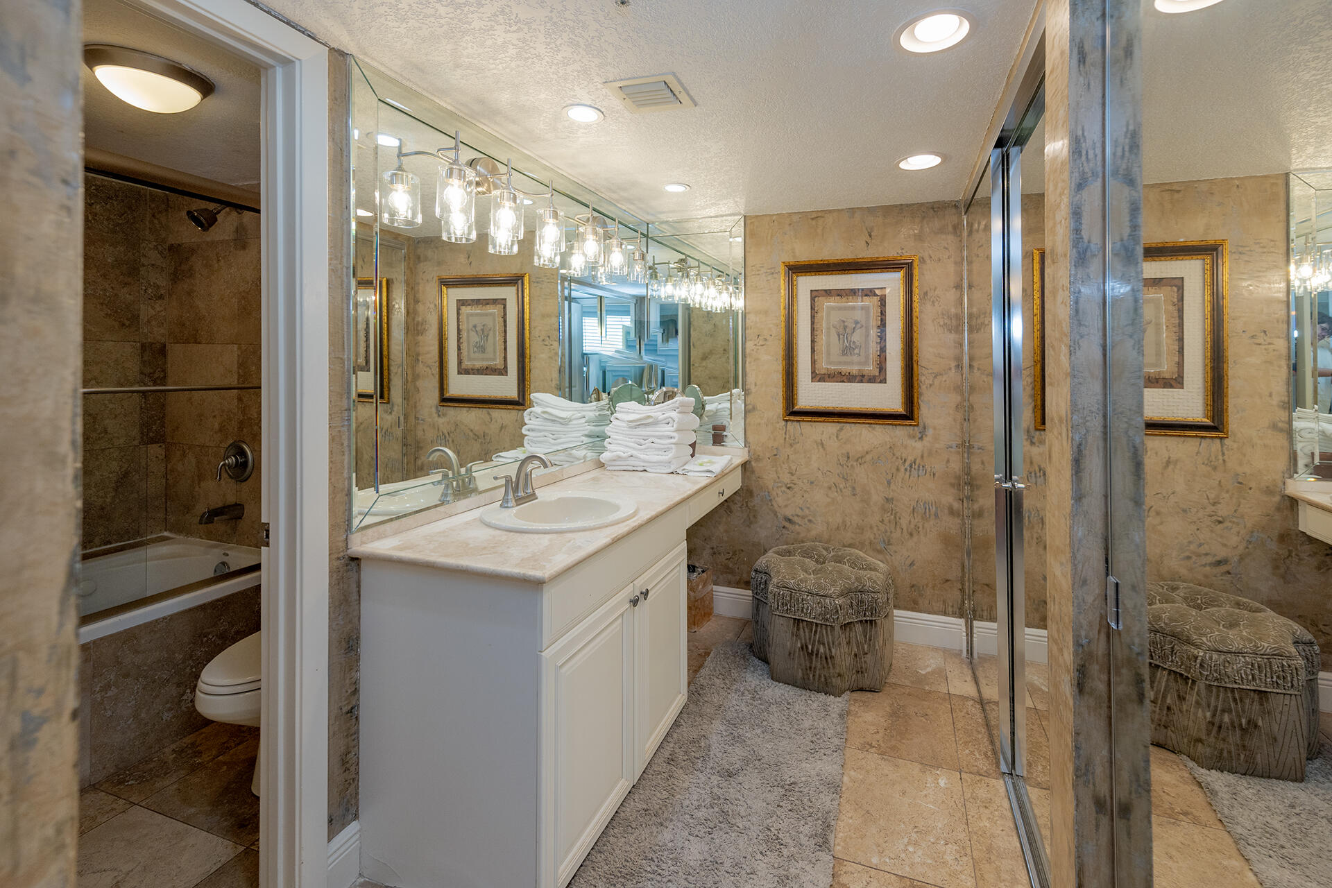 MAINSAIL CONDO PH 5 - Residential