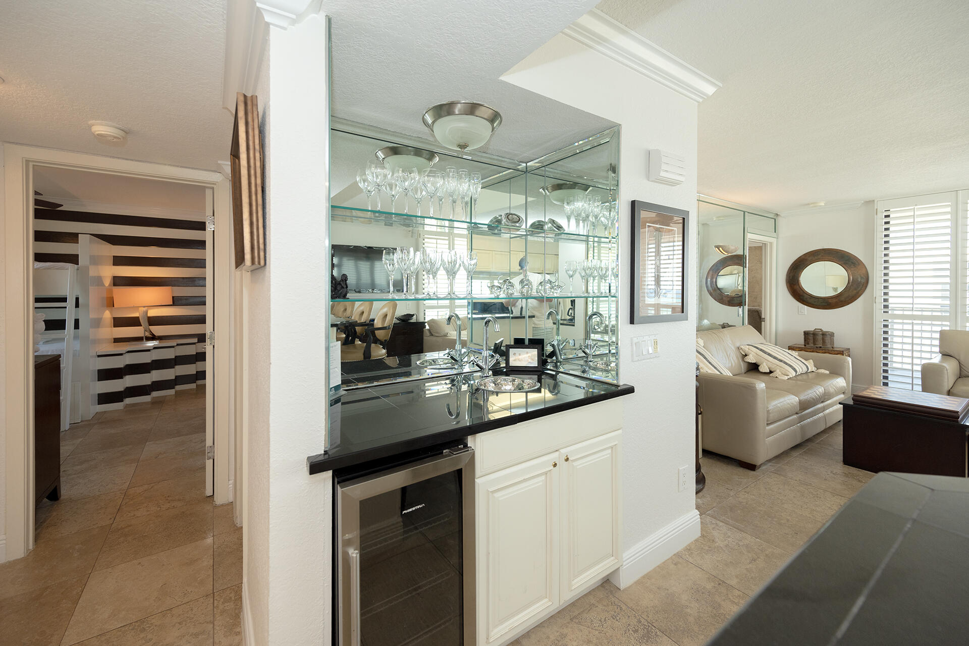 MAINSAIL CONDO PH 5 - Residential