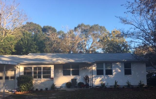 GARNIER BEACH LOT 4 BLK 8 - Residential