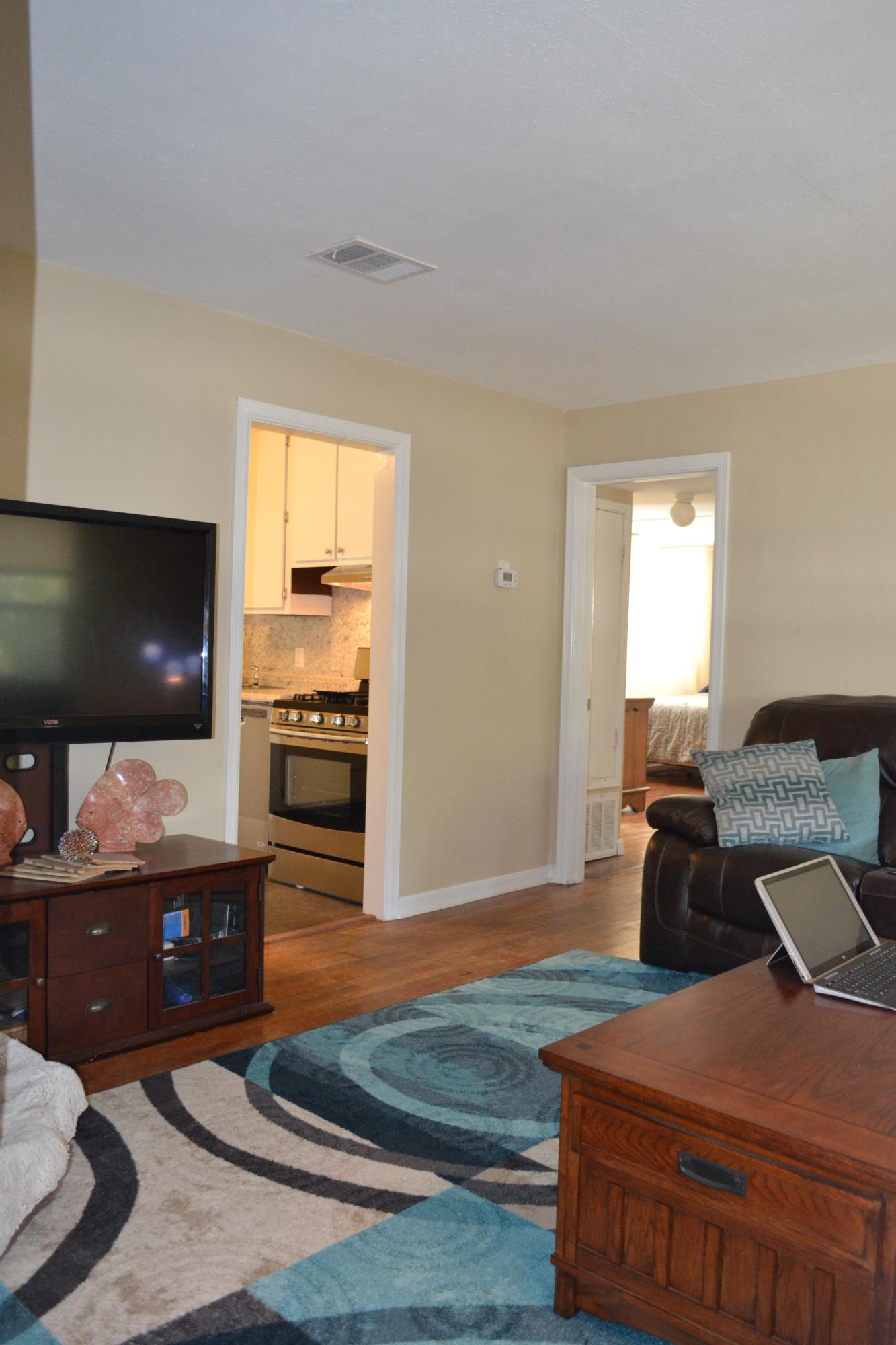 GARNIER BEACH LOT 4 BLK 8 - Residential