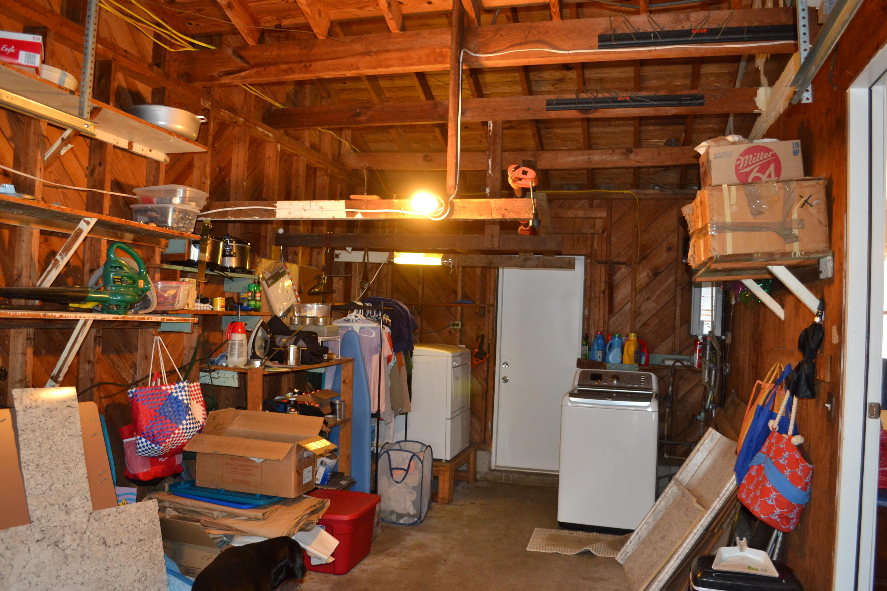 GARNIER BEACH LOT 4 BLK 8 - Residential