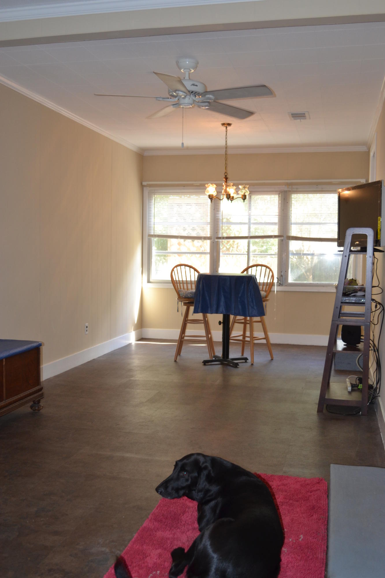 GARNIER BEACH LOT 4 BLK 8 - Residential