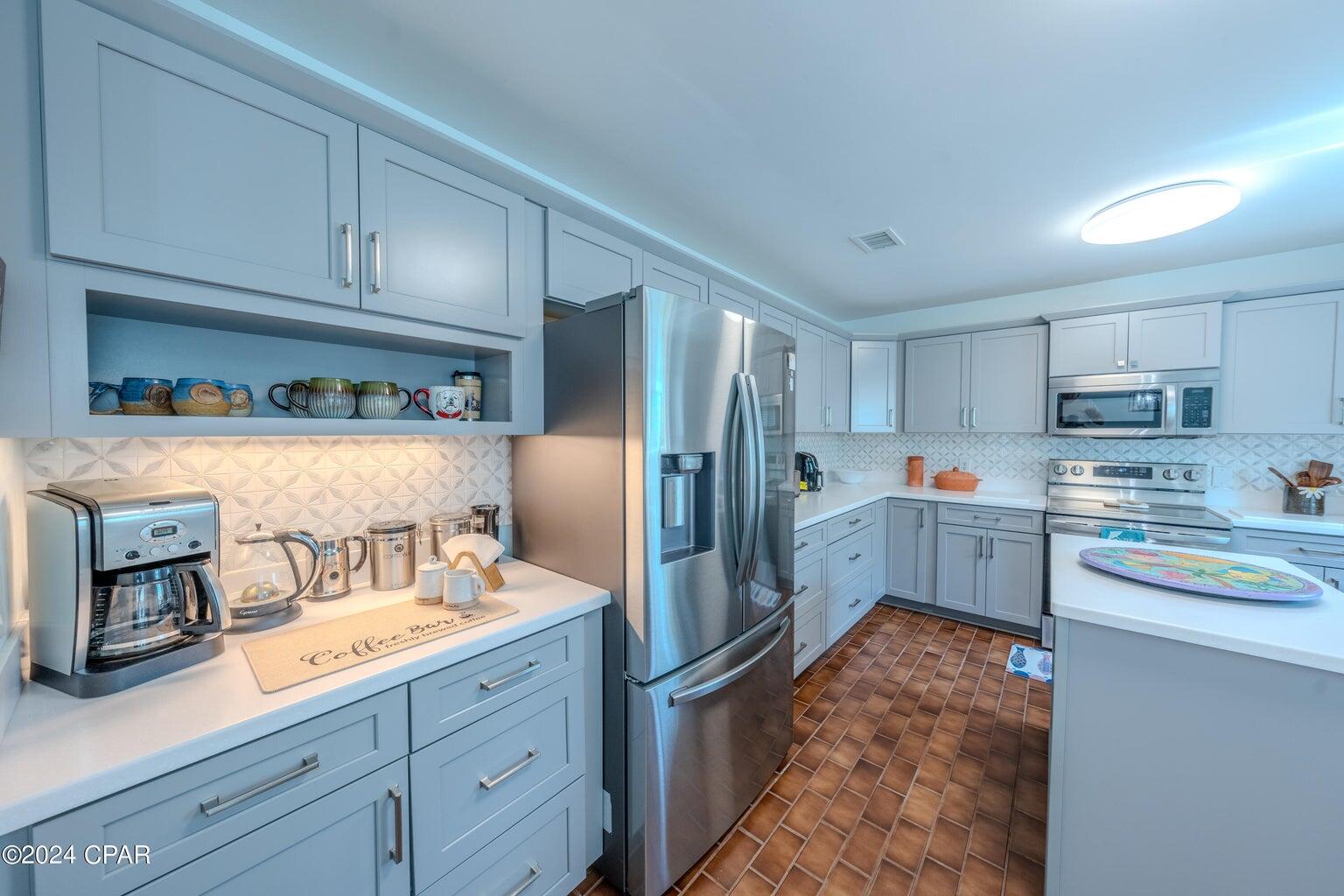 BAY POINT UNIT 1 - Residential