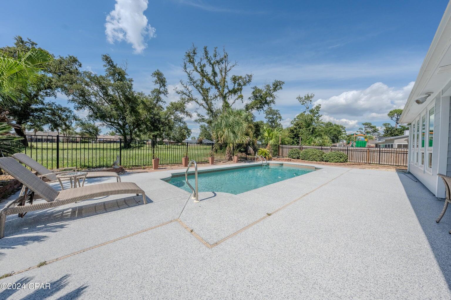 BAY POINT UNIT 1 - Residential