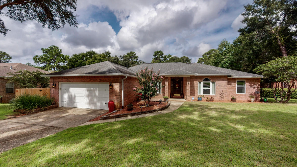 Rocky Bayou Country Club - Residential