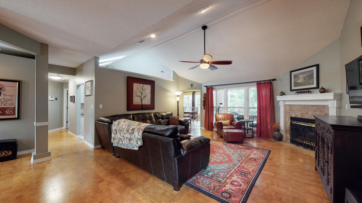 Rocky Bayou Country Club - Residential