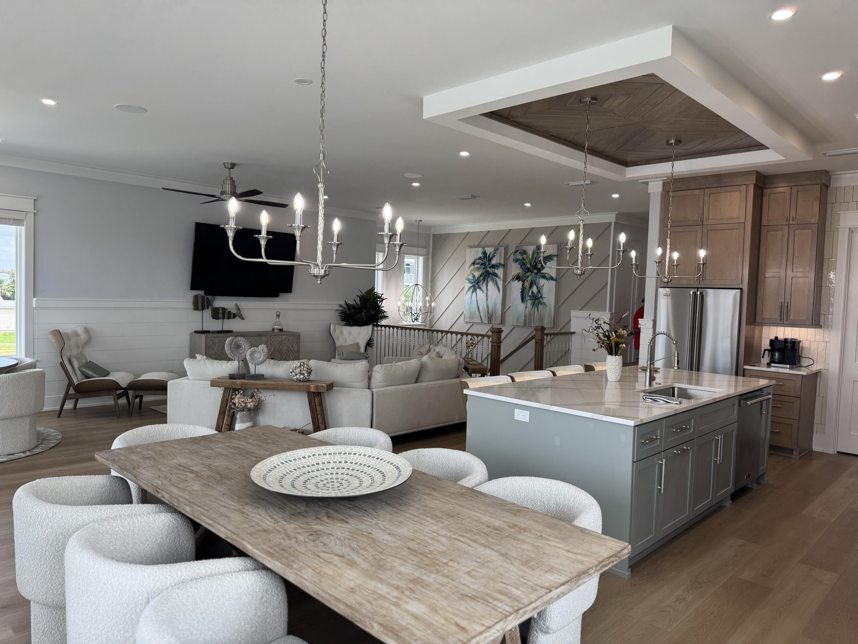 LULLWATER BEACH - Residential