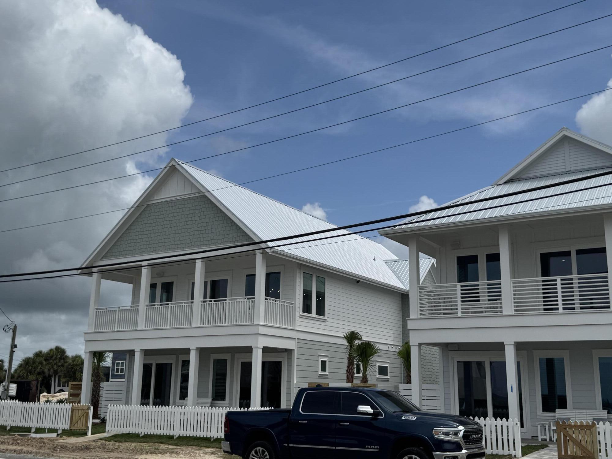 LULLWATER BEACH - Residential