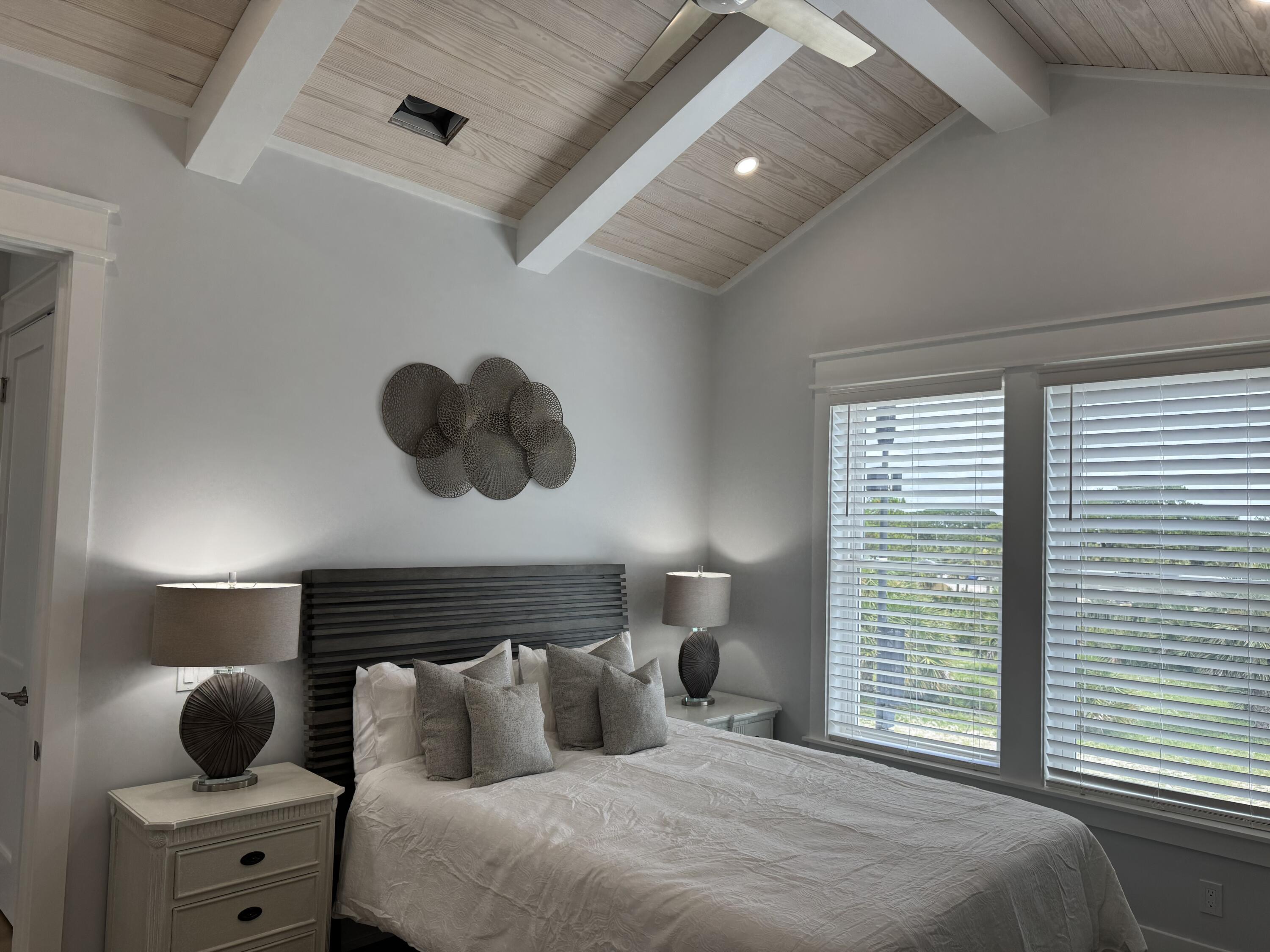 LULLWATER BEACH - Residential