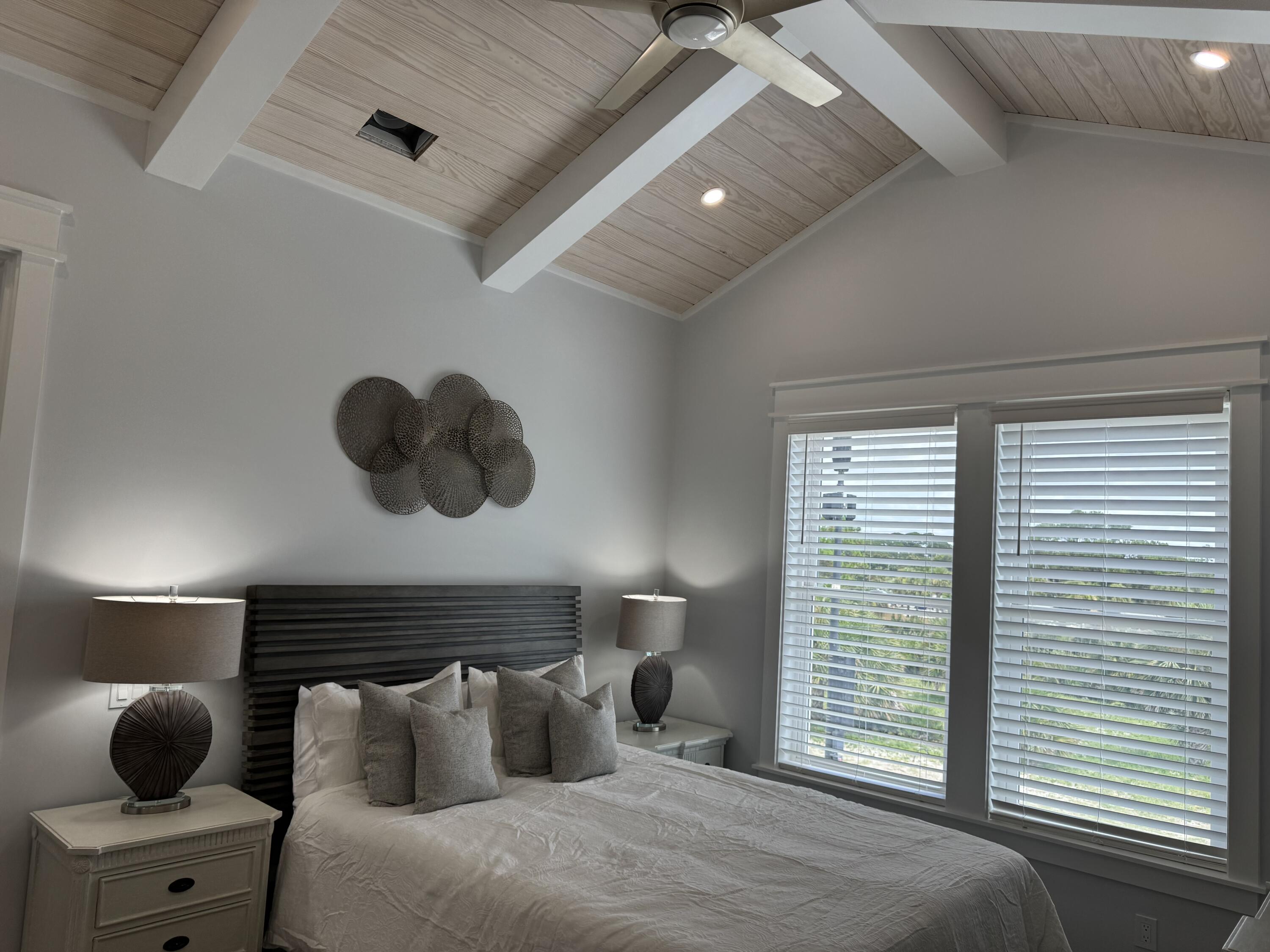 LULLWATER BEACH - Residential