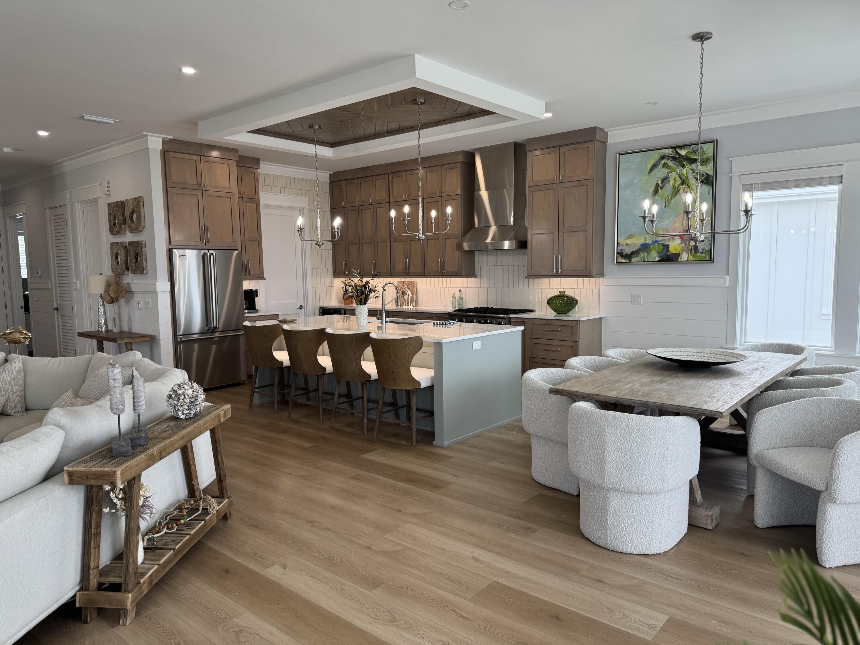 LULLWATER BEACH - Residential
