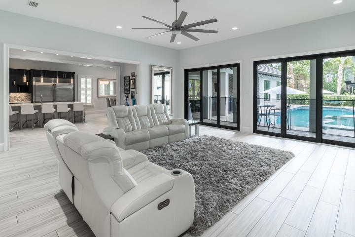 BAYTOWNE AVENUE / Raven Oaks - Residential