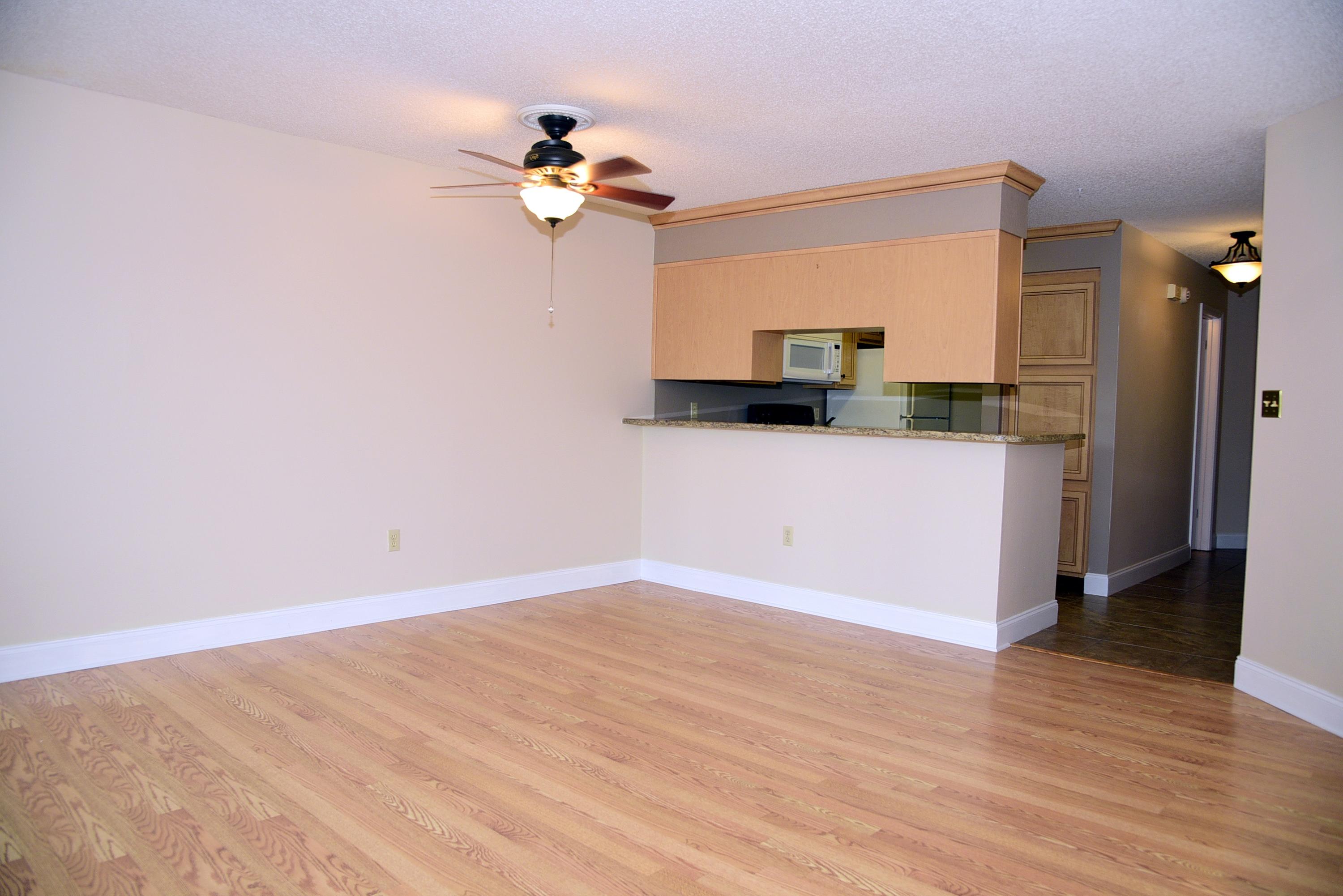 LAKESIDE CONDO AT BLUEWATER BAY - Residential Lease