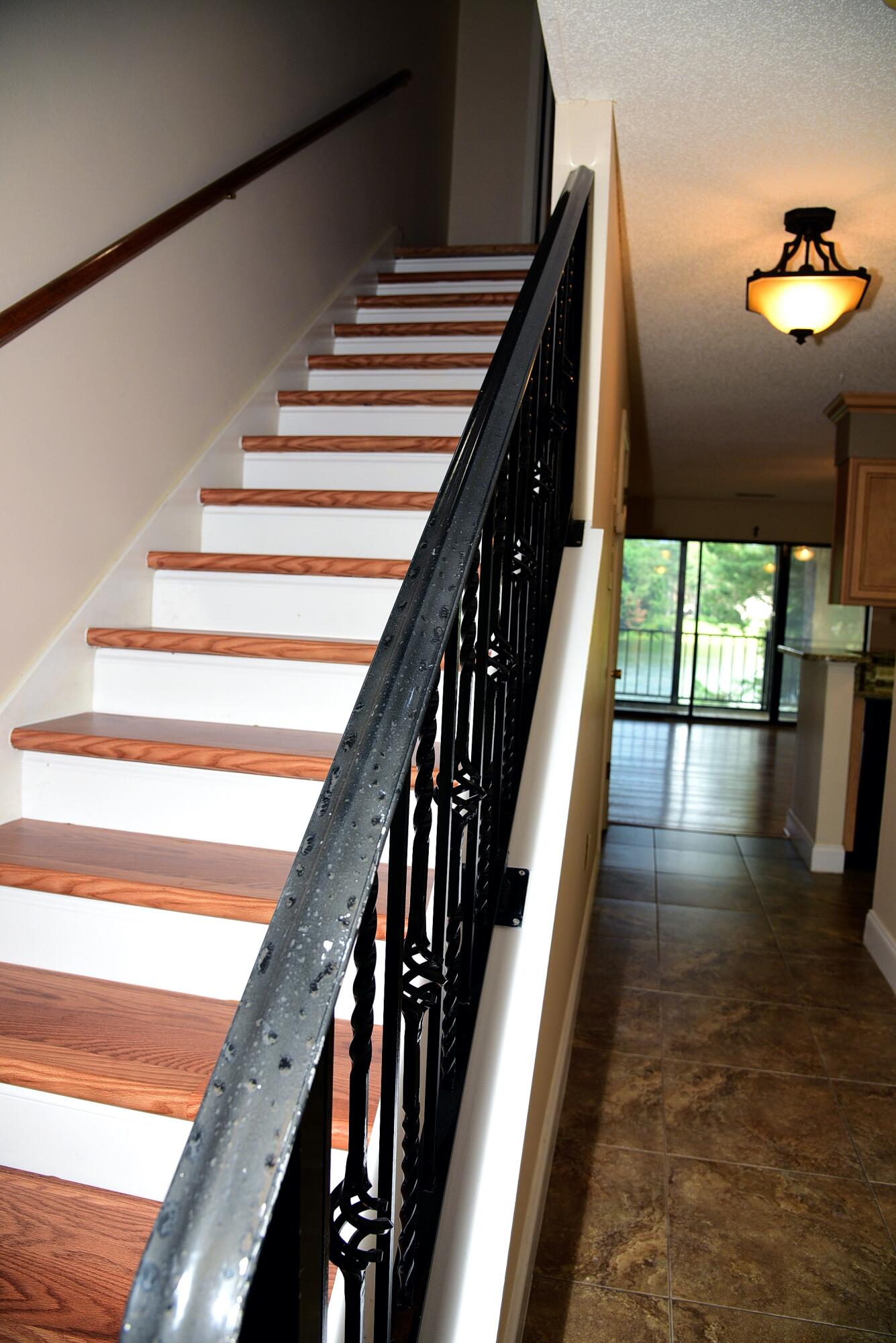 LAKESIDE CONDO AT BLUEWATER BAY - Residential Lease