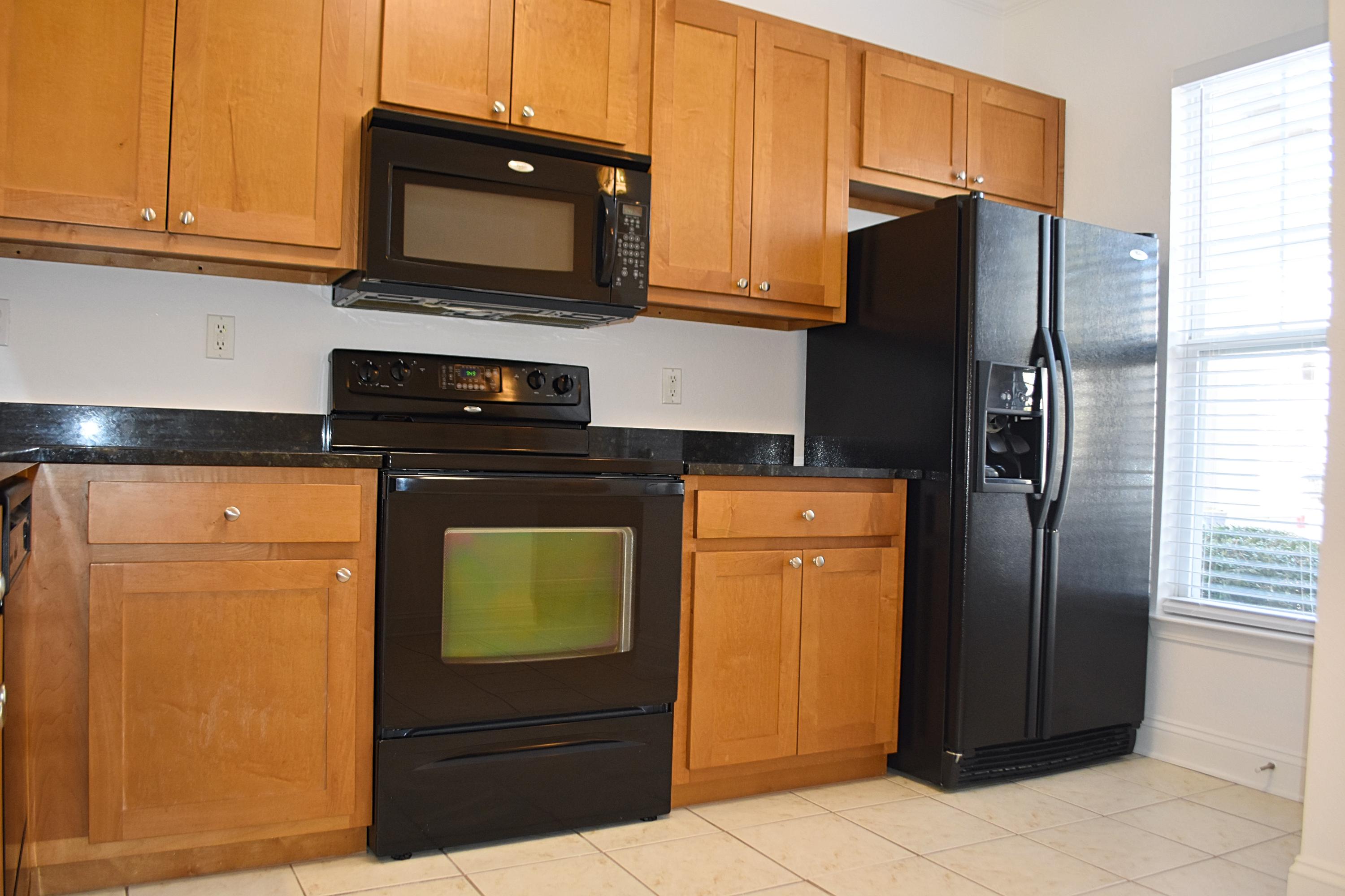 VERANDAS OF FREEPORT, THE - Residential Lease