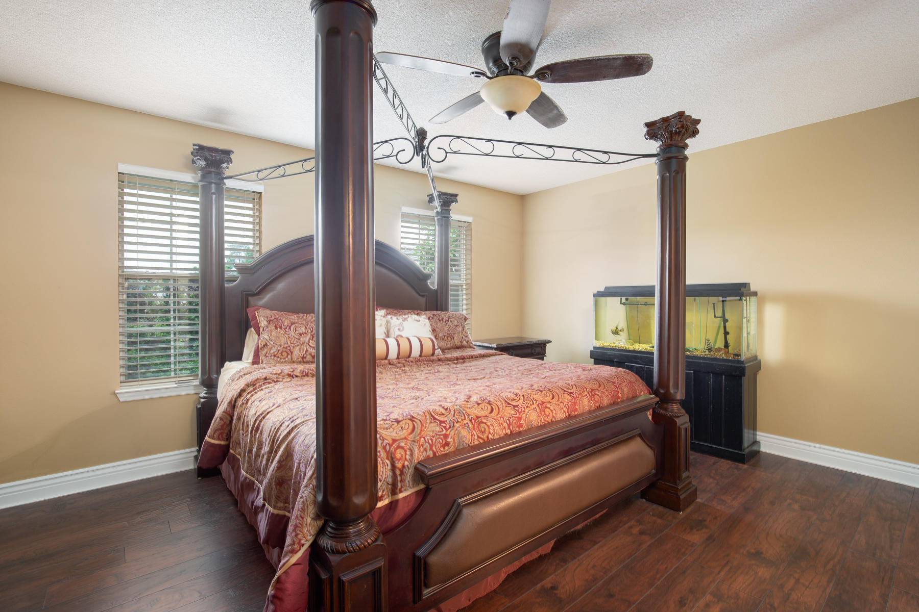 QUAYSIDE VILLAGE PHASE II - Residential