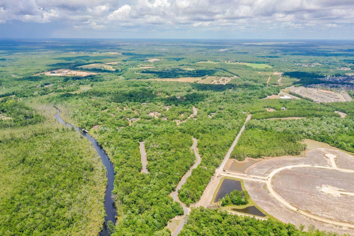 MAGNOLIA BAY ESTATES - Land