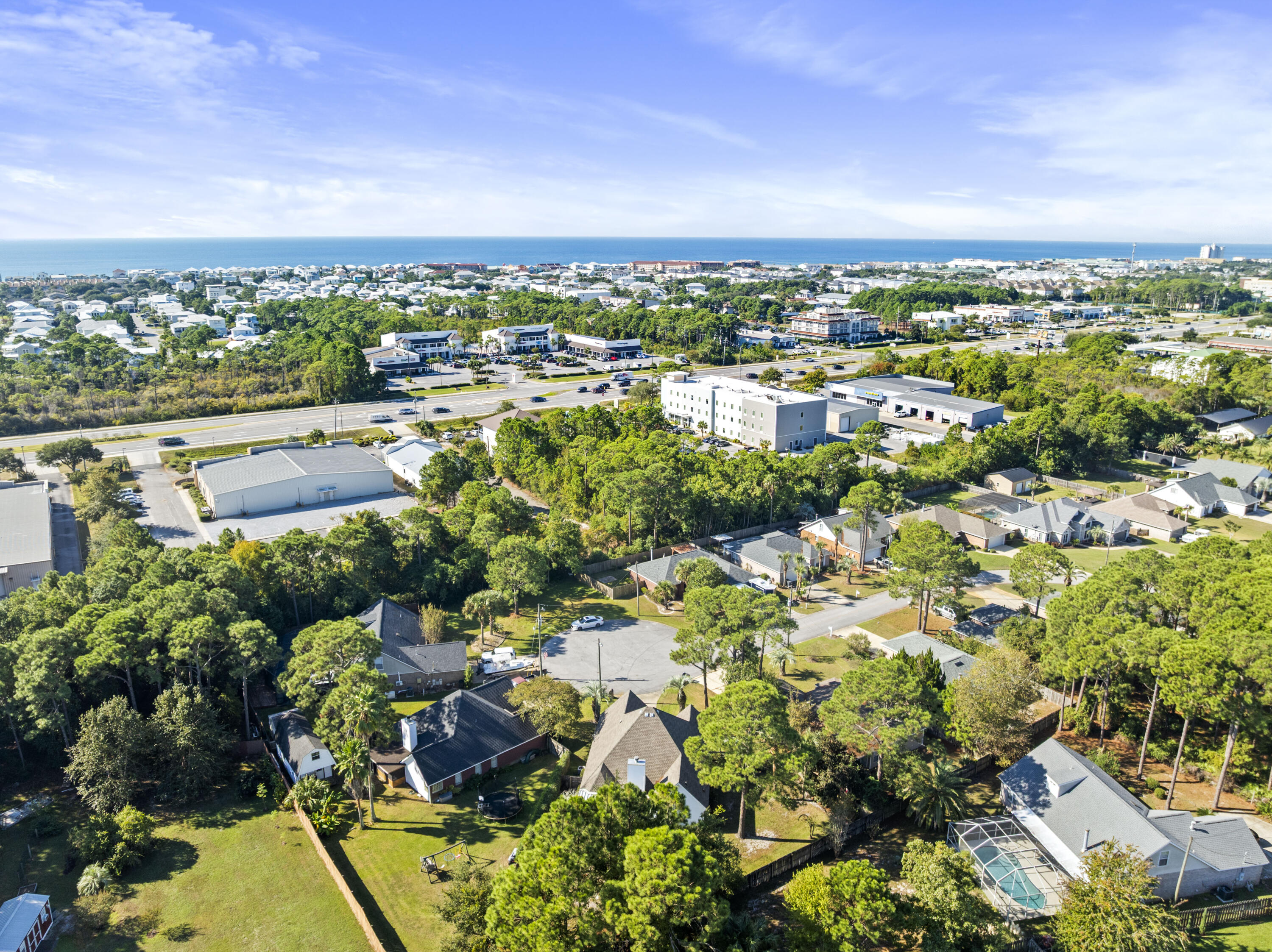 MALIBU GARDENS - Residential