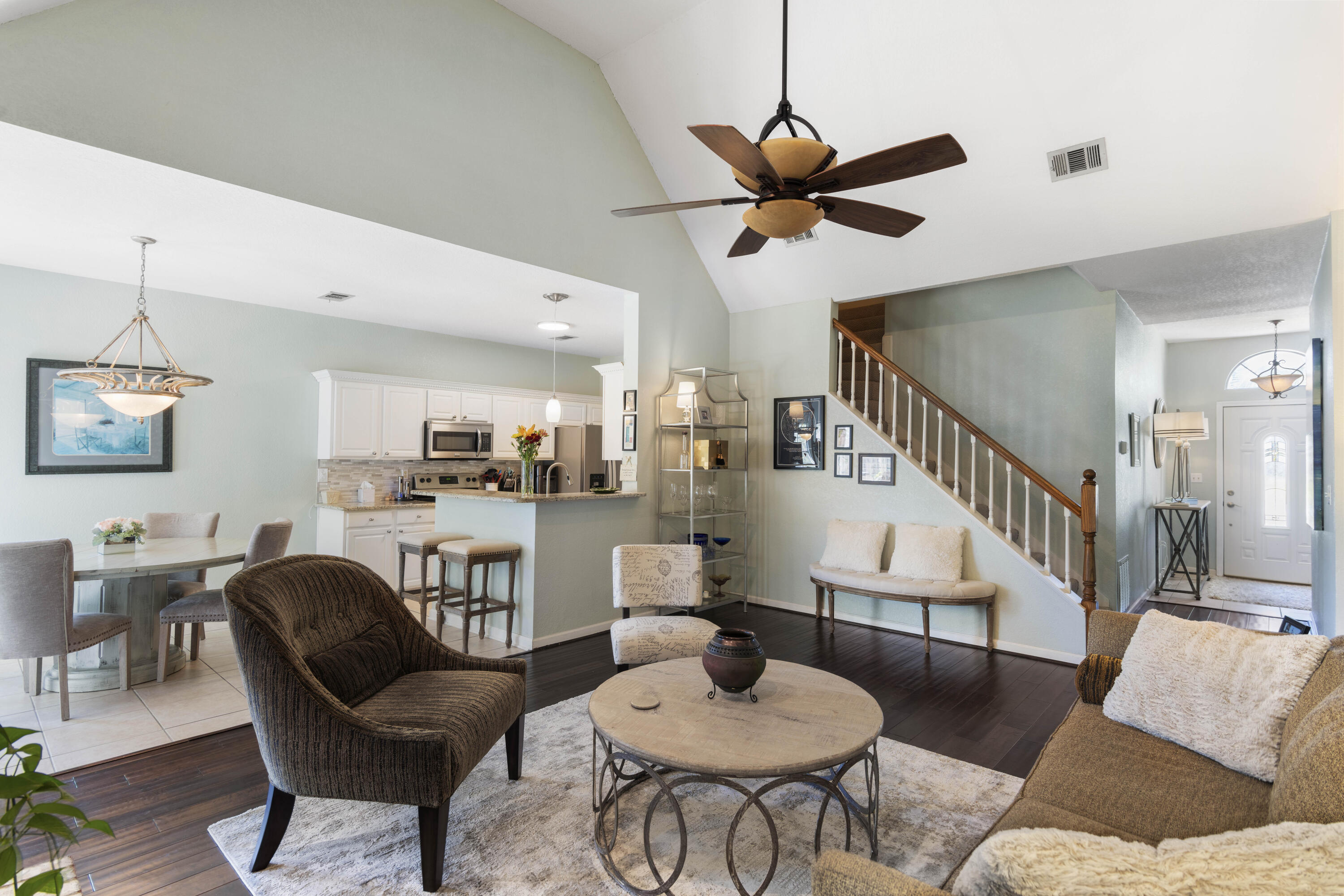 MALIBU GARDENS - Residential