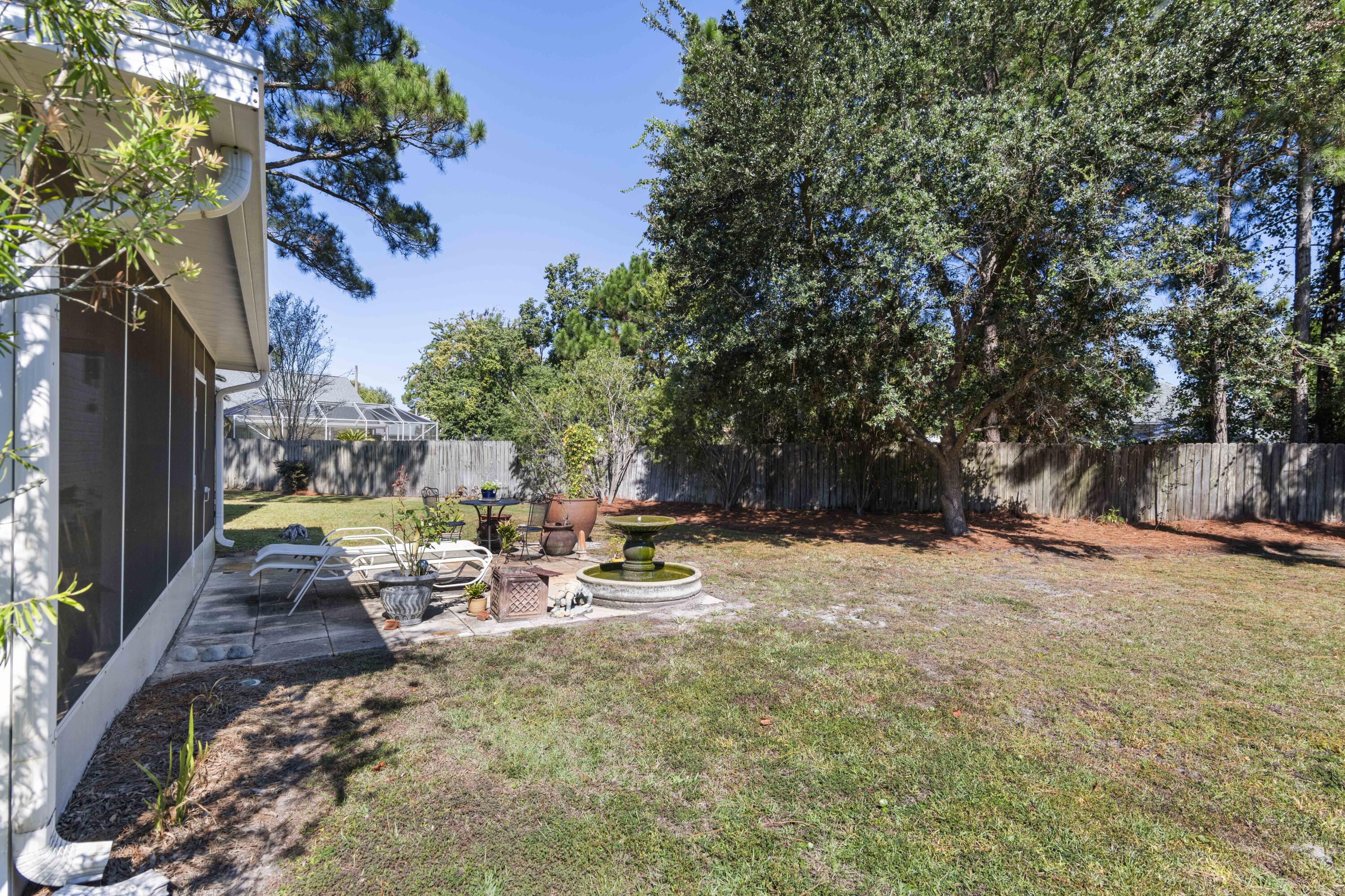 MALIBU GARDENS - Residential