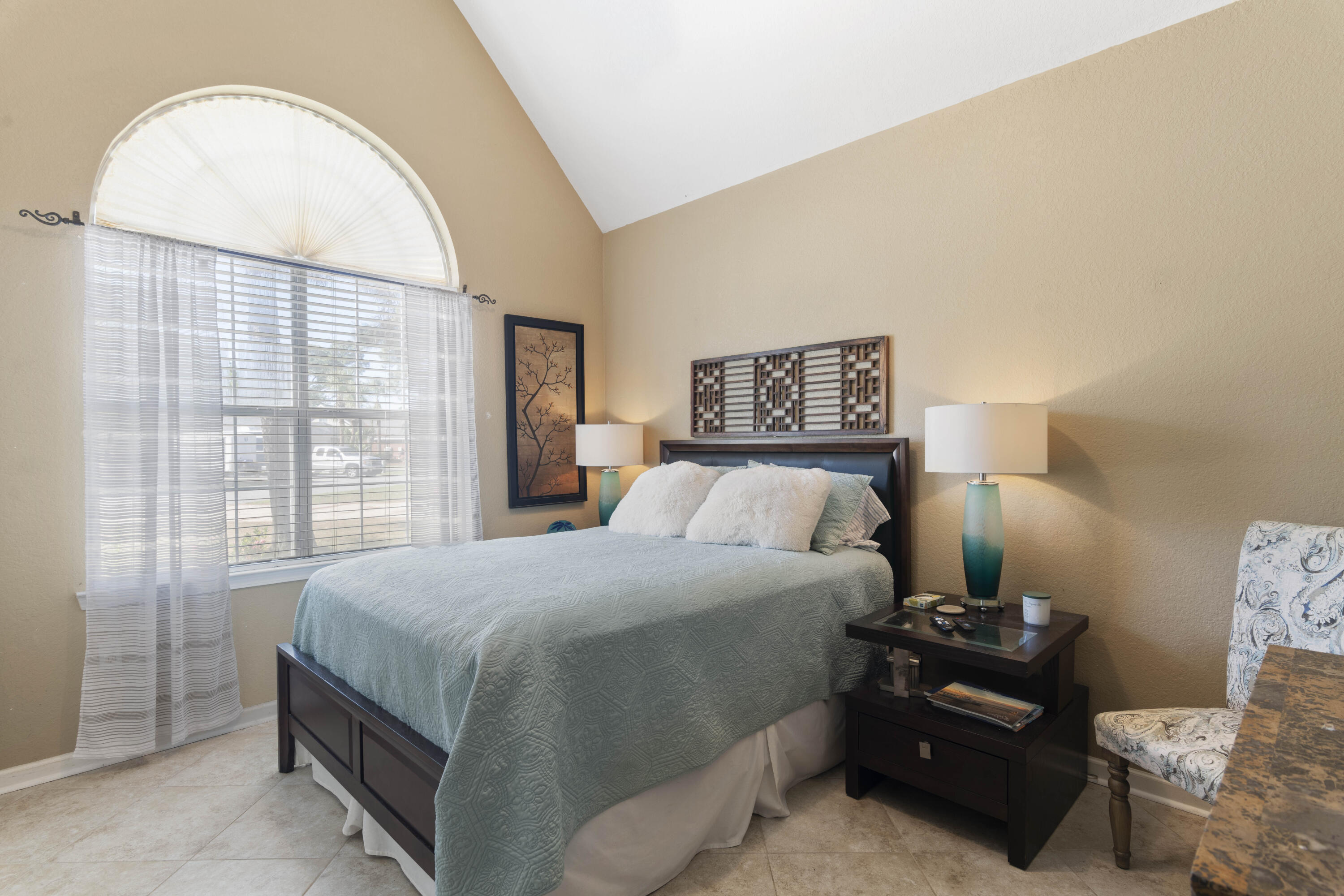 MALIBU GARDENS - Residential
