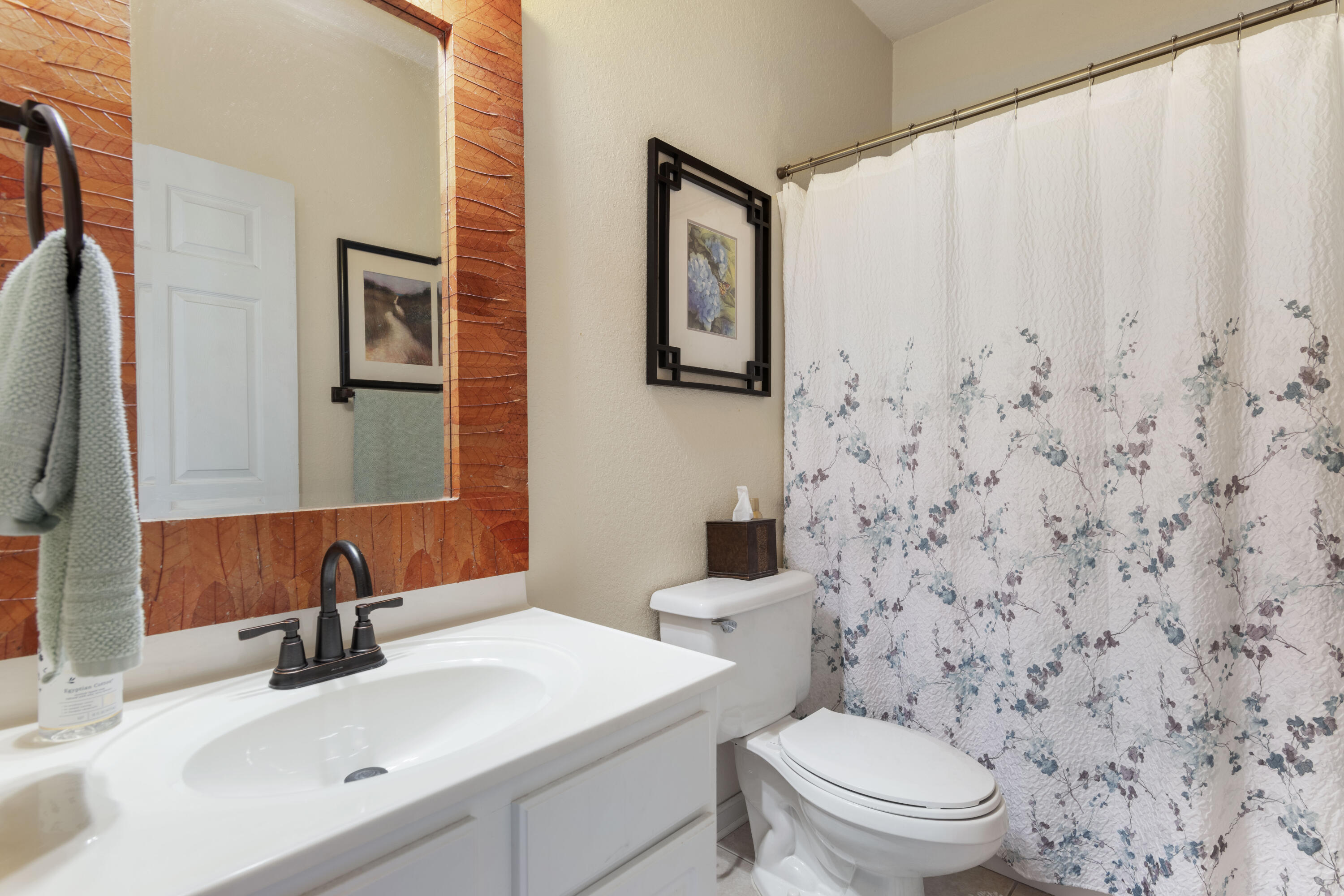 MALIBU GARDENS - Residential