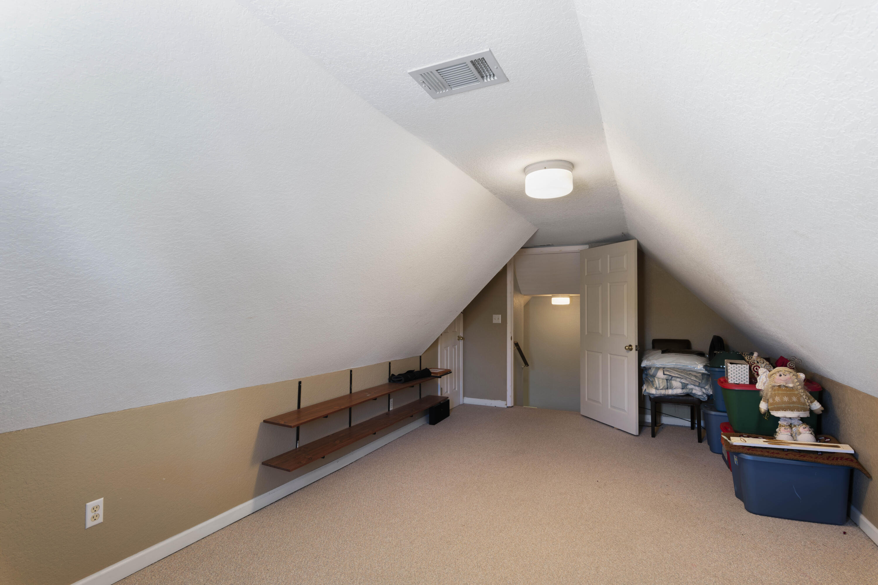 MALIBU GARDENS - Residential