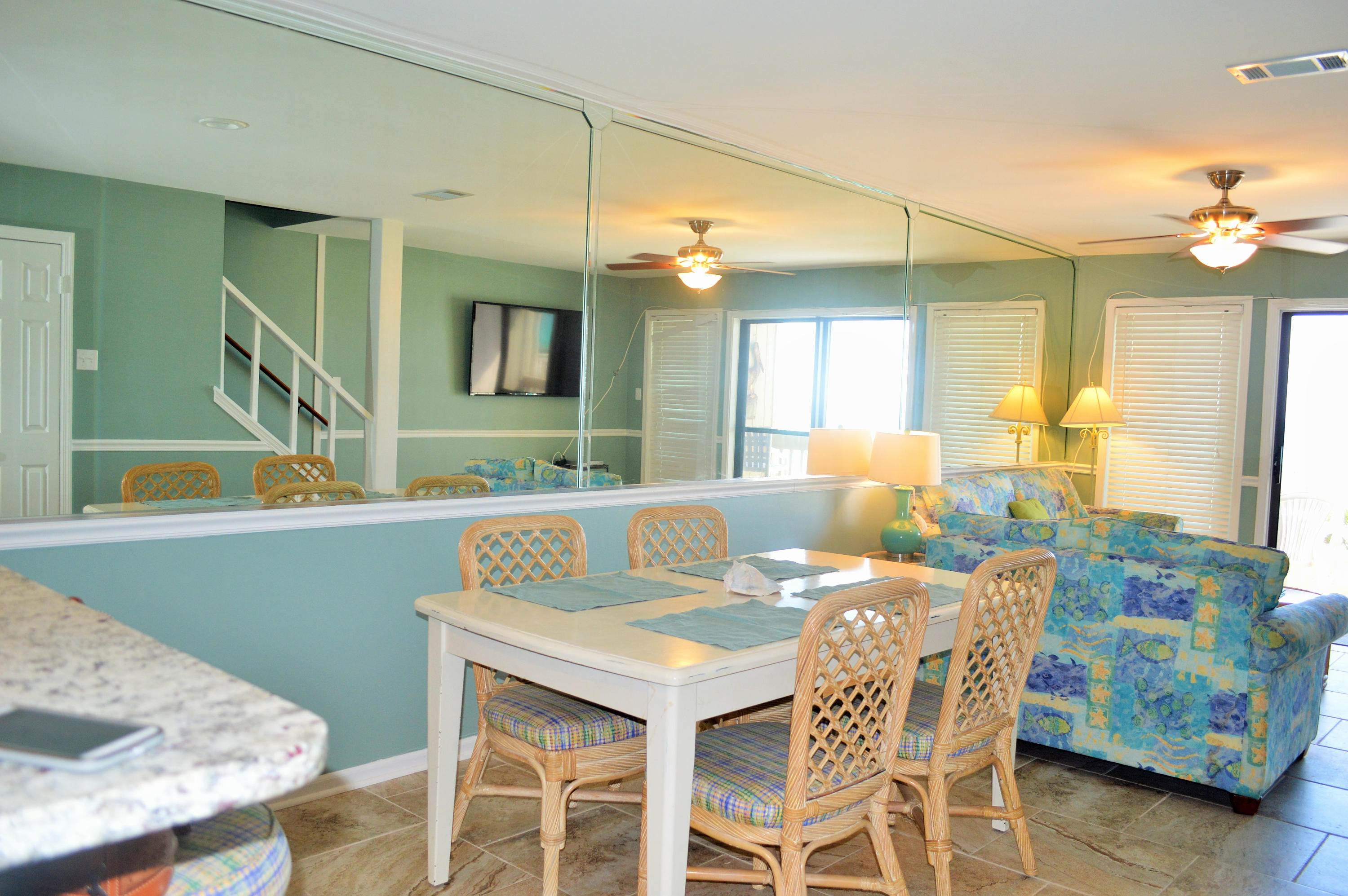 RAMSGATE HARBOUR PH 4 CONDO - Residential