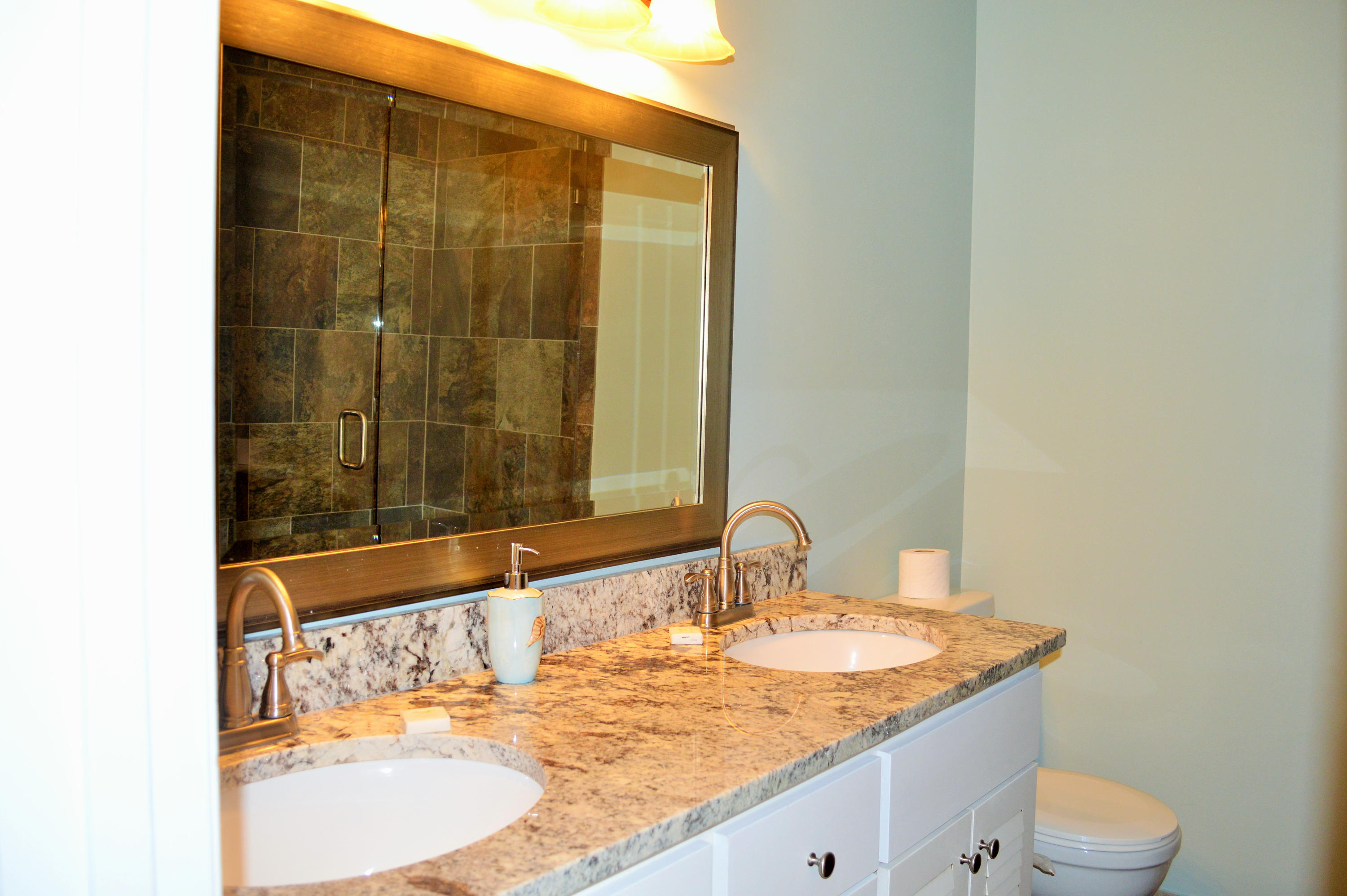 RAMSGATE HARBOUR PH 4 CONDO - Residential