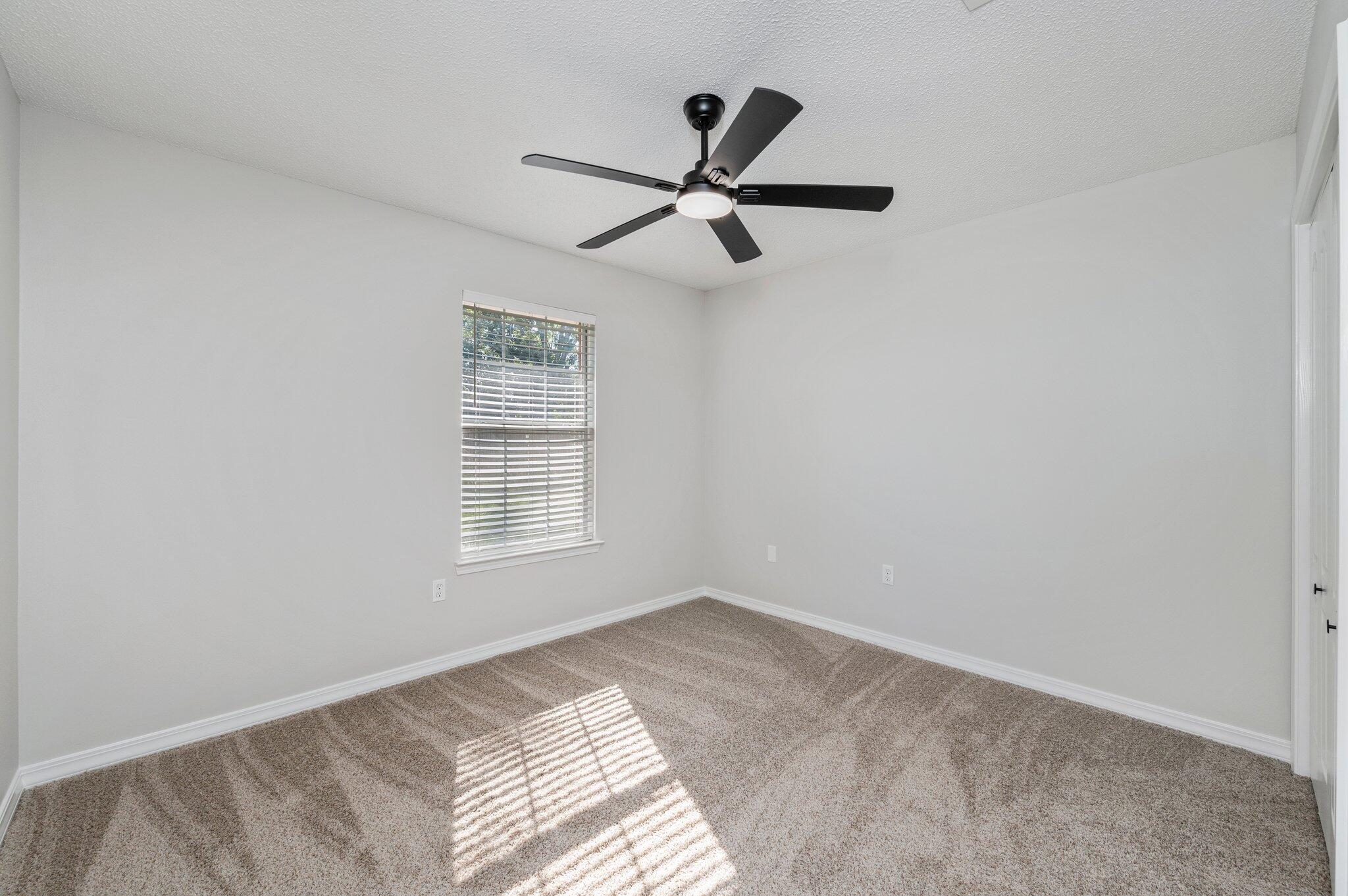 DOGWOOD ESTATES 1ST ADDN - Residential