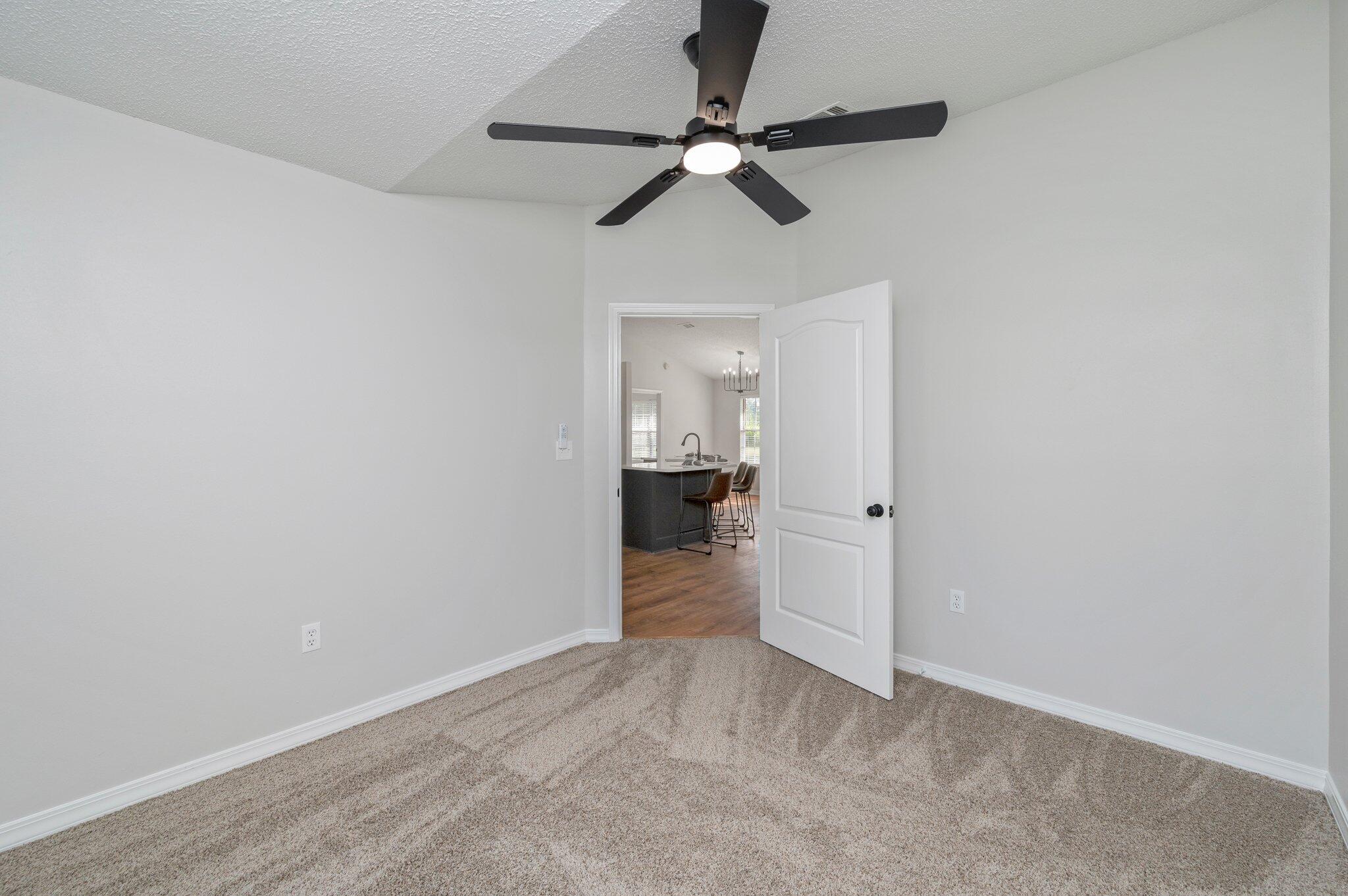 DOGWOOD ESTATES 1ST ADDN - Residential